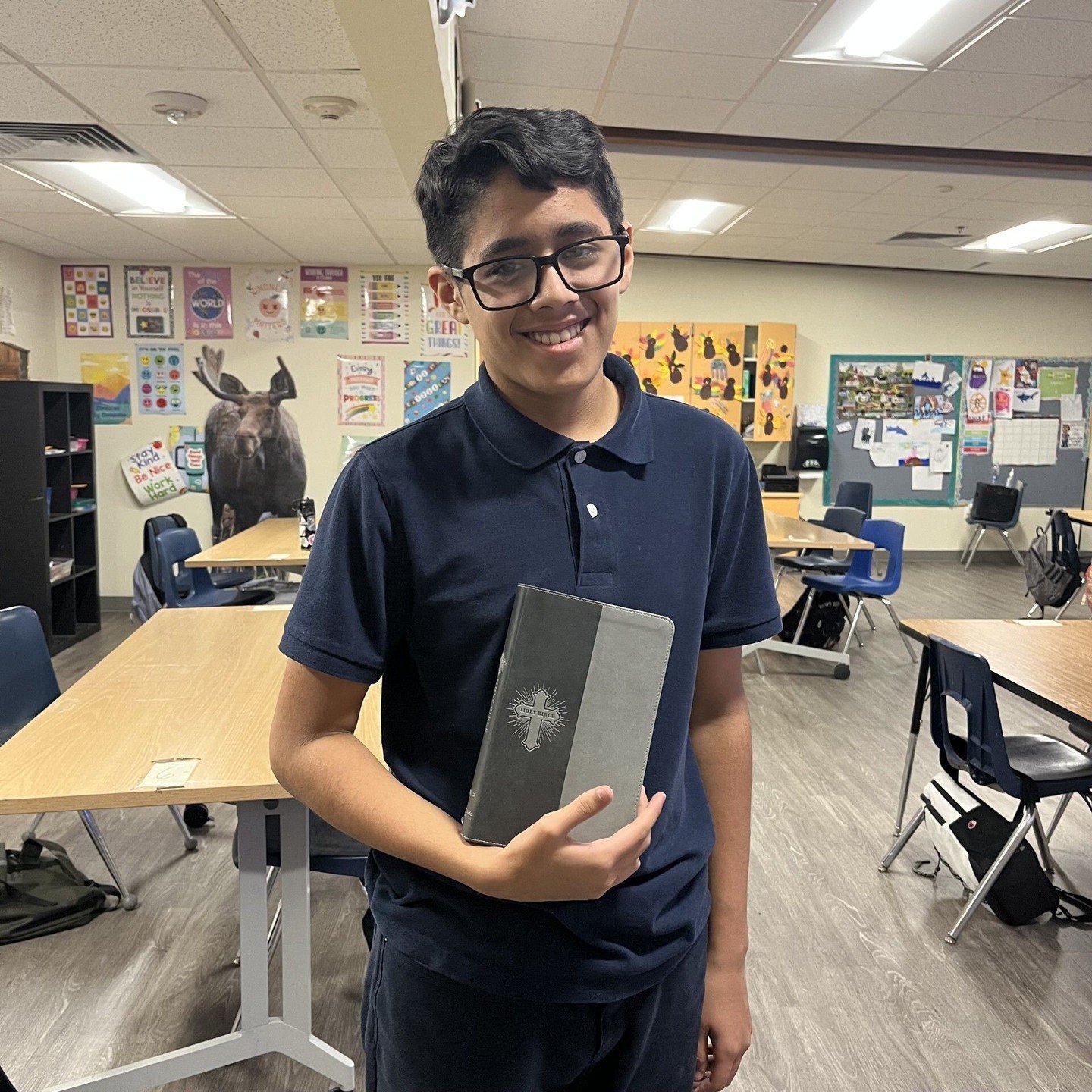 Happy Bible verse Sunday!✝️ 
Matthew 5:14
"You are the light of the world. A town built on a hill cannot be hidden." 

Have a blessed weekend!💞 
#BuildingLeaders 
#LeadersStartHere 
#LeadAZ 
#AZYouthRising 
#SouthPhoenixPromise 
#BibleVers