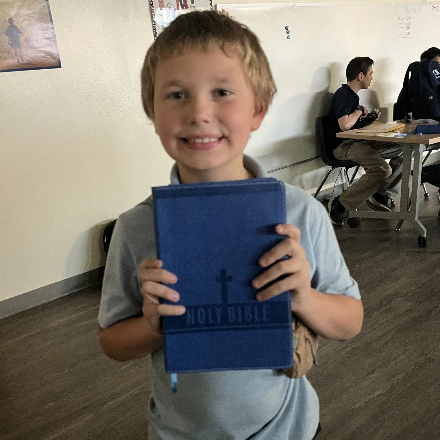 Happy Bible verse Sunday!✝️ 
Philippians 4:6-7
"Do not be anxious about anything, but in every situation, by prayer and petition, with thanksgiving, present your requests to God. And the peace of God, which transcends all understanding, will gua