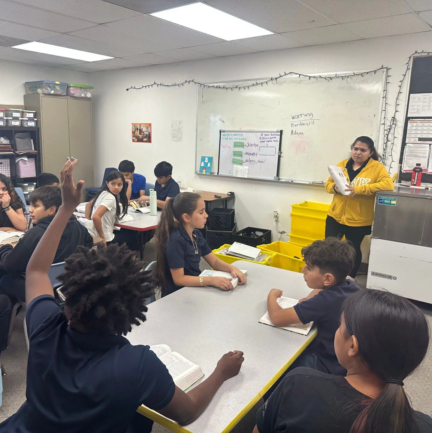 &ldquo;Today&rsquo;s mentors, tomorrow&rsquo;s world changers&rdquo;  Our iLEAders not only support and mentor our students, they teach and lead them. 
#MentorKidsUSA #PalominoPromiseNeighborhood #BuildingLeadersWhoBuildLeaders #LeadAZ #AZYouthRising