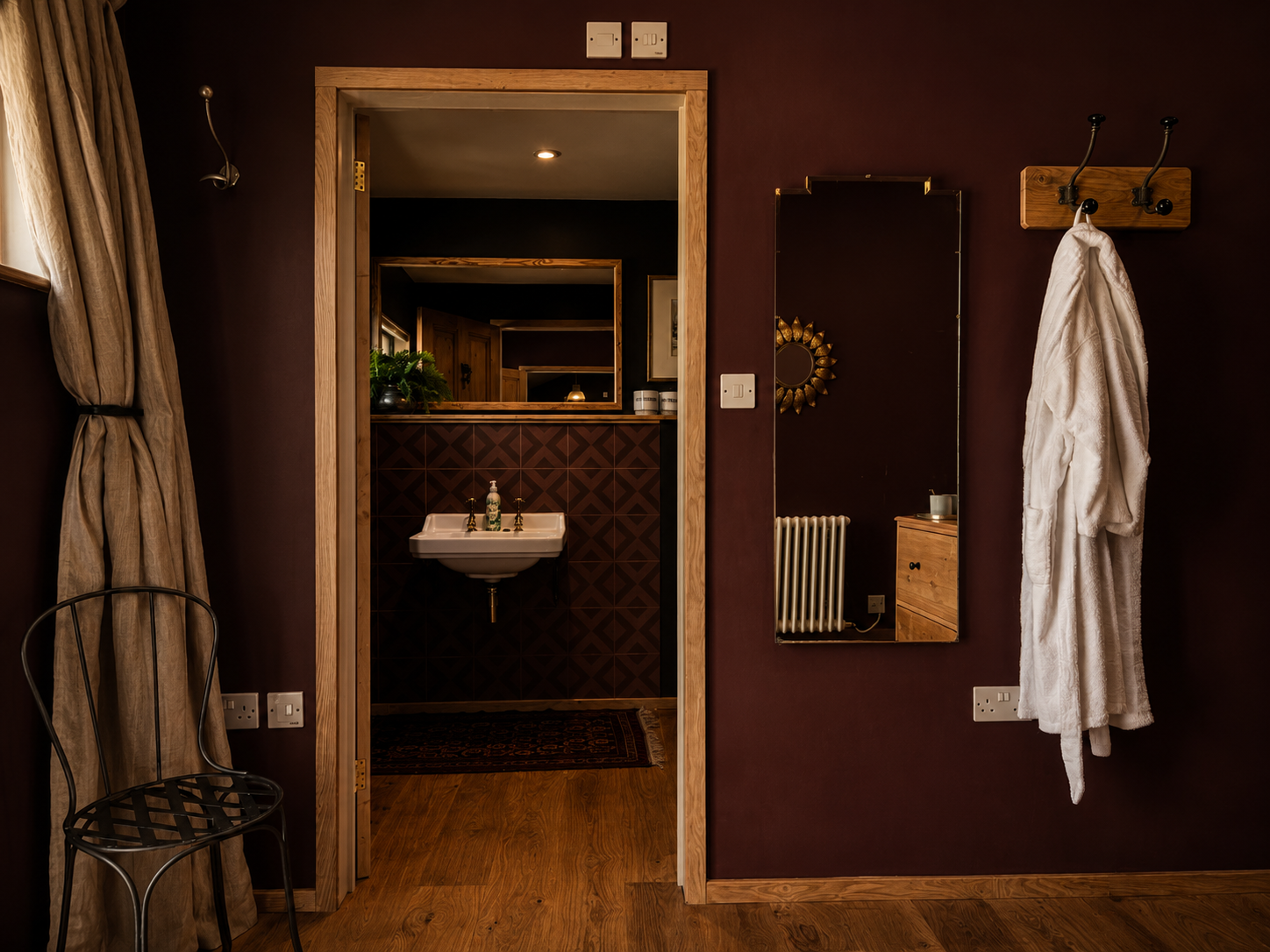 Bathroom with en-suite in An Yarji