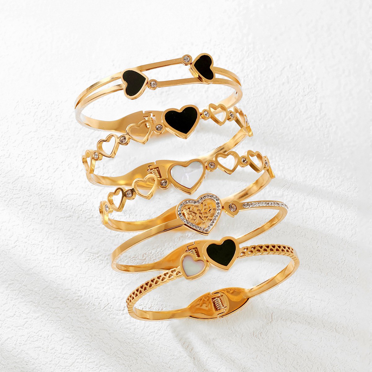 LOVE HEARTS 5pcs - Cuff Bangles