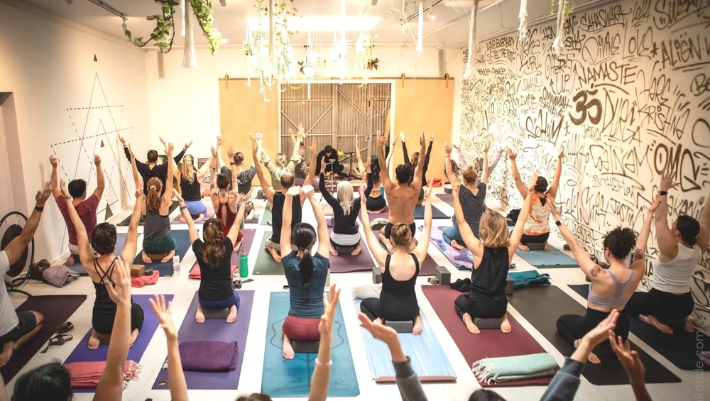 Light On Lotus Yoga — Mar Vista