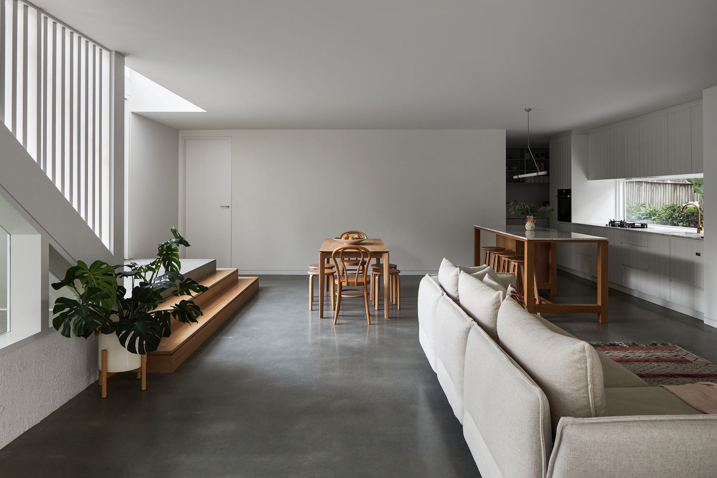 mylne-gallery-0127-lutwyche-AM-1.jpg