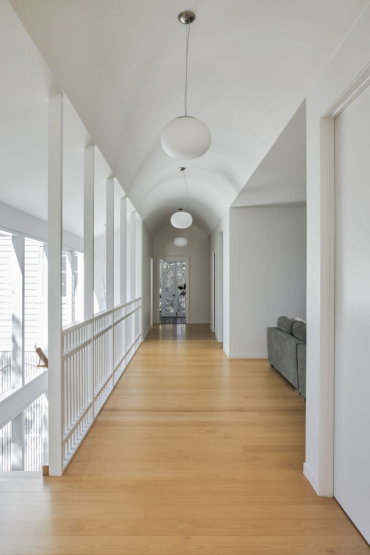 mylne-gallery-0127-lutwyche-AM-36.jpg