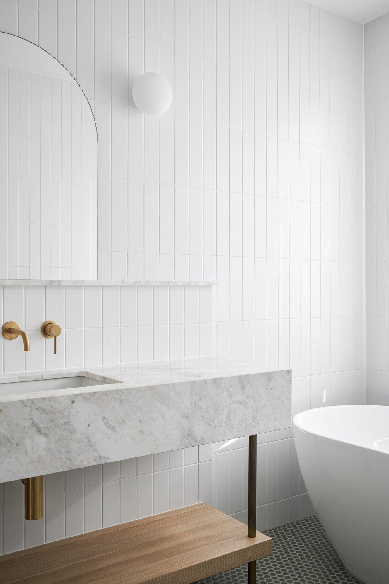 mylne-gallery-0127-lutwyche-AM-9.jpg