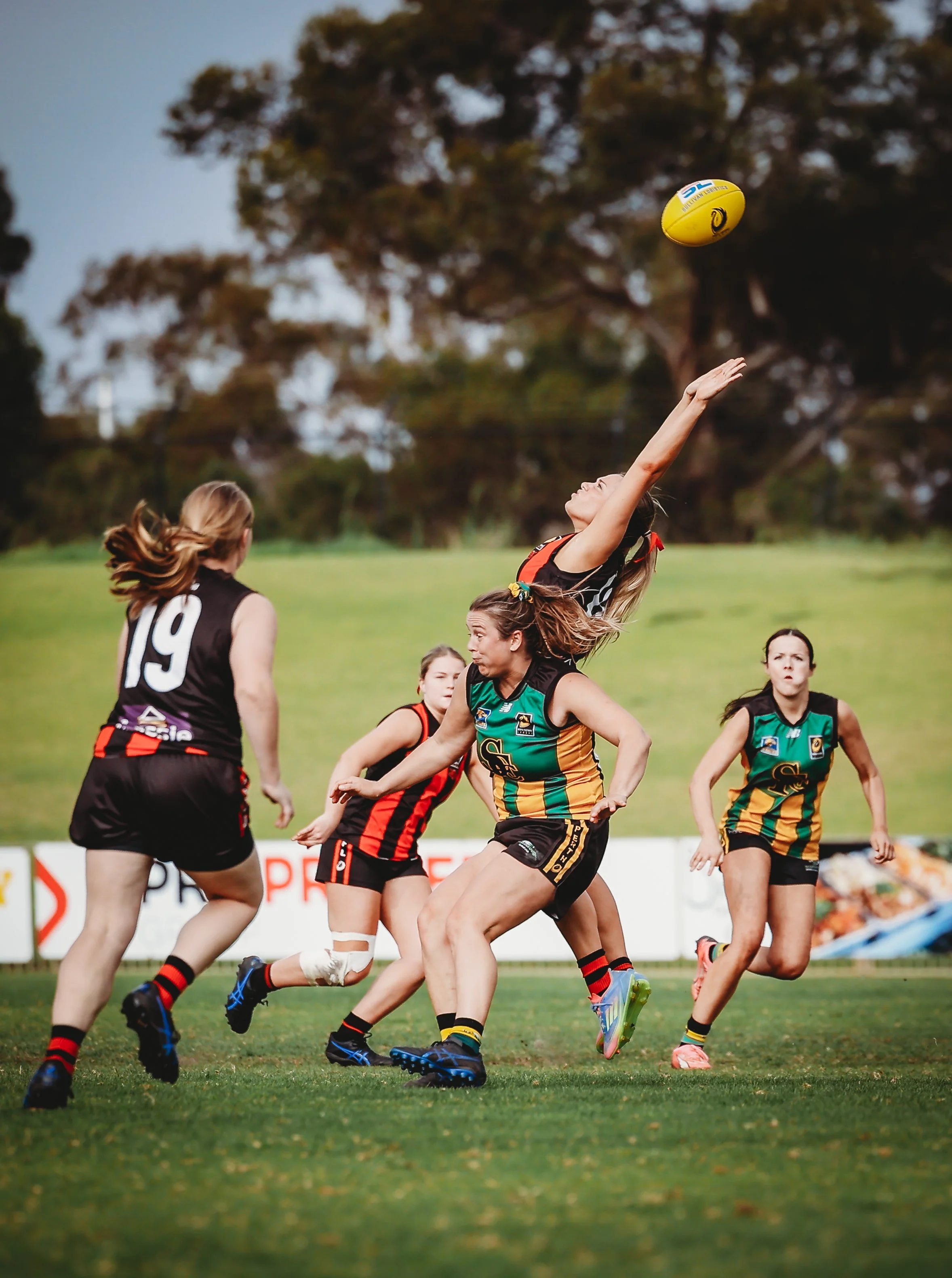 GFscarboroughxbullcreek_sidelinestills-240.jpg