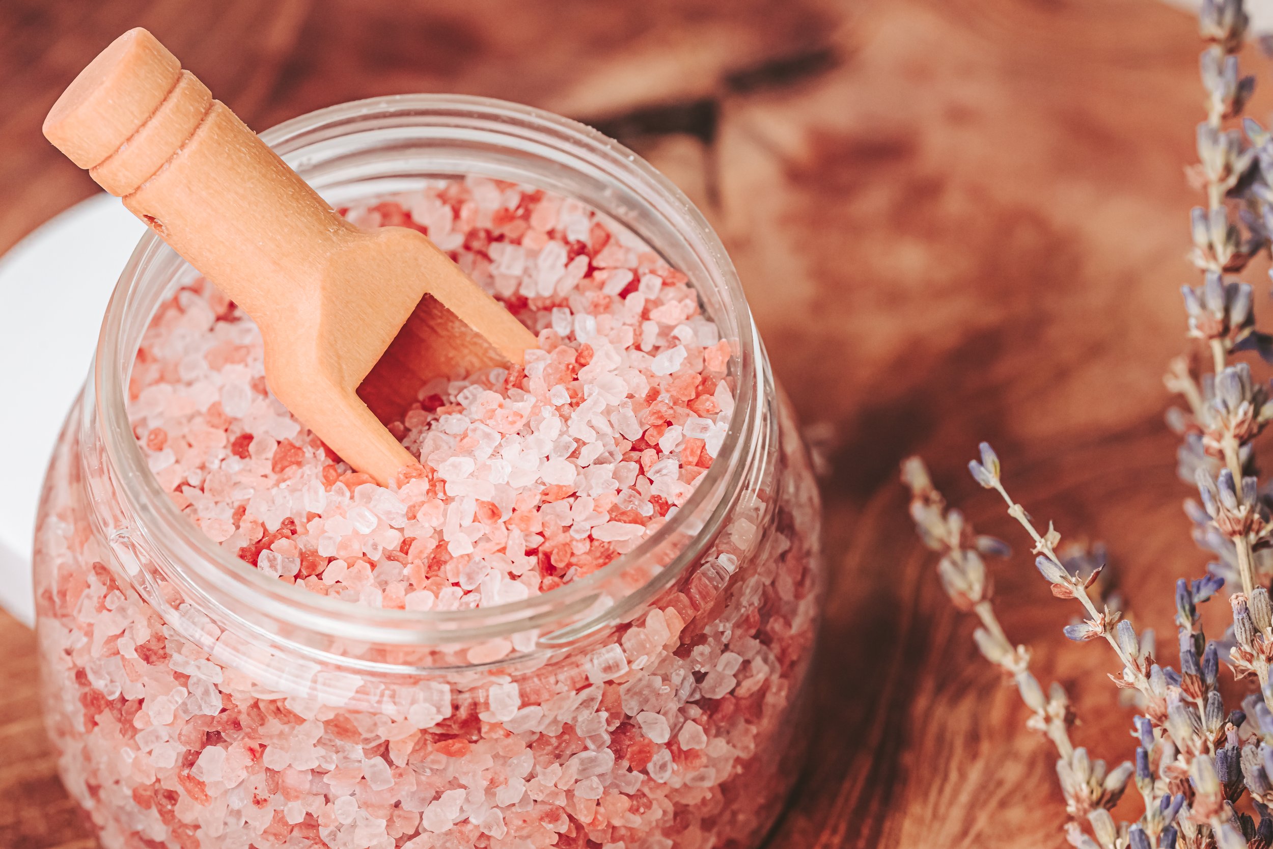 Snap, Sell, Repeat: How High-Quality Product Photography Can Make Your E-Commerce Sales Pop!