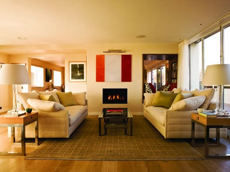 Sofas_with_Fireplace.jpg