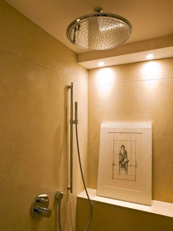 Shower_2.jpg