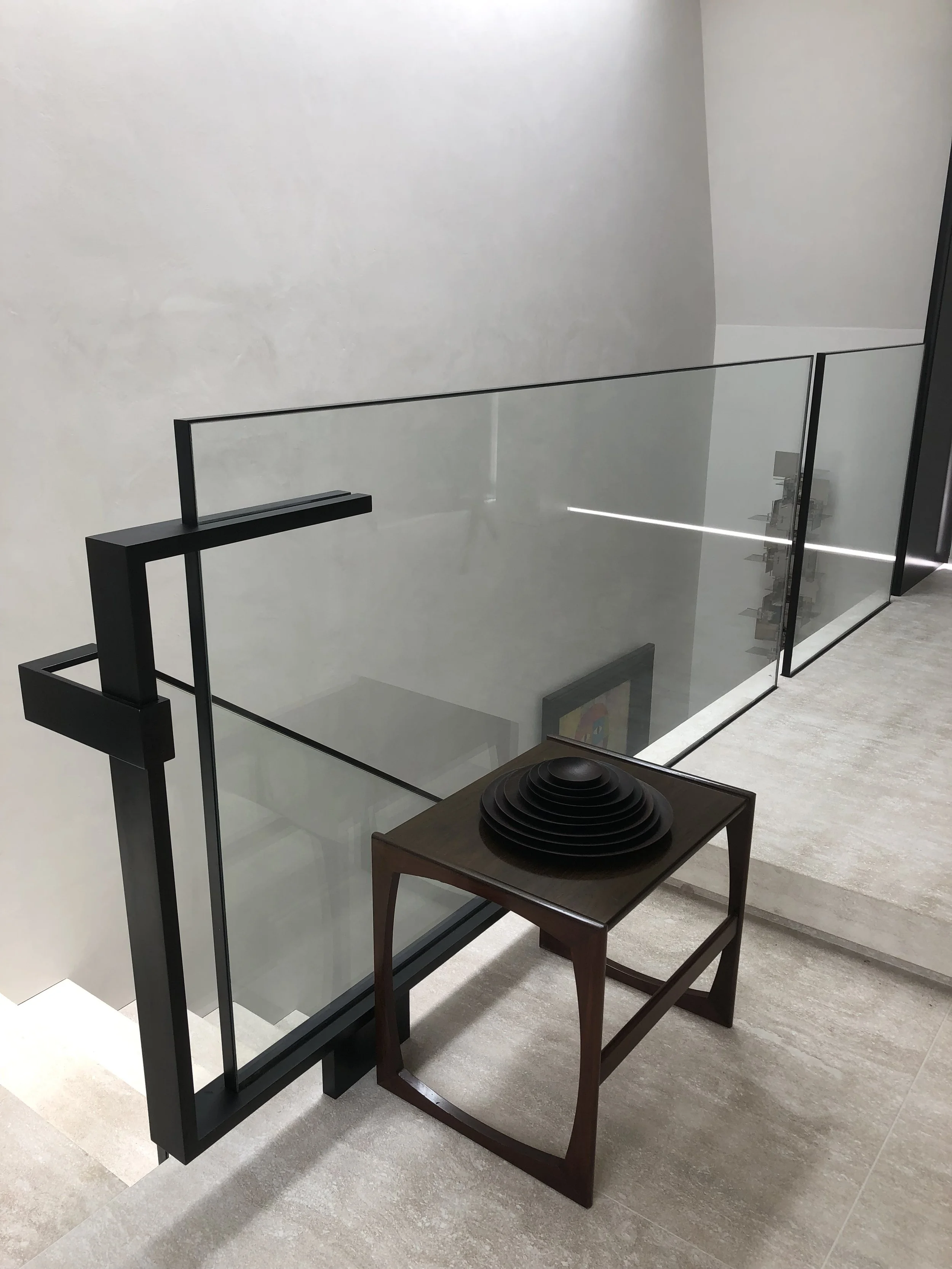 5th Floor Main staircase balustrade detail