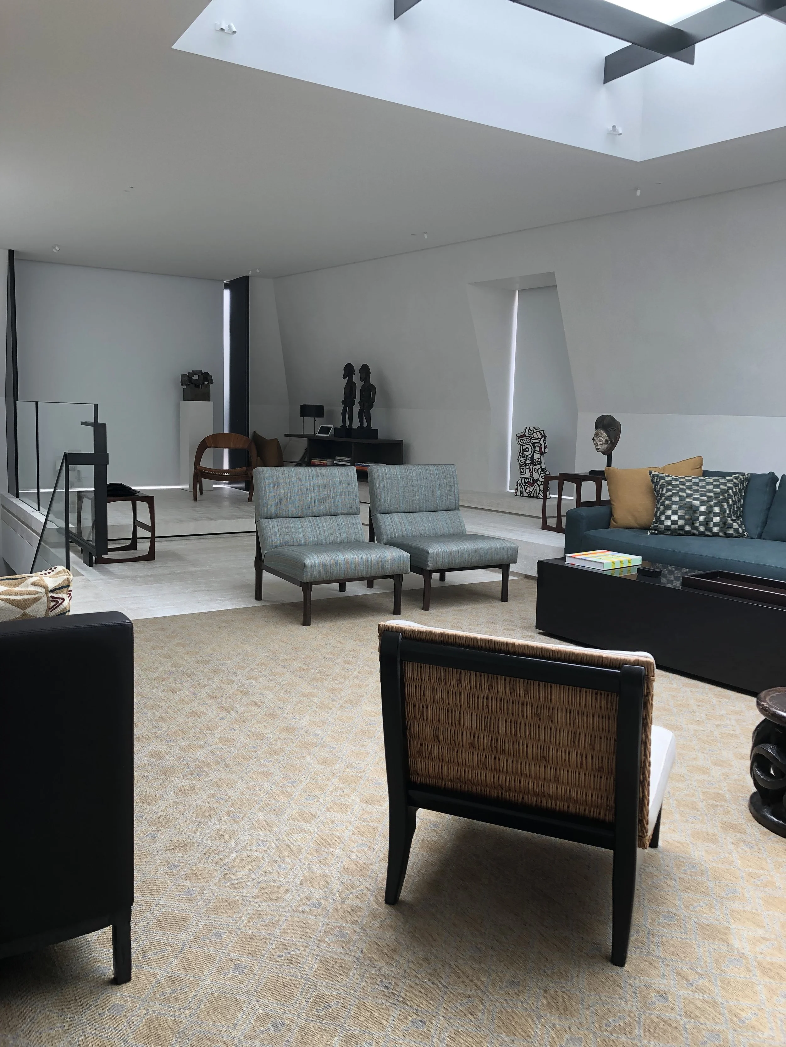 5th Floor Living Area