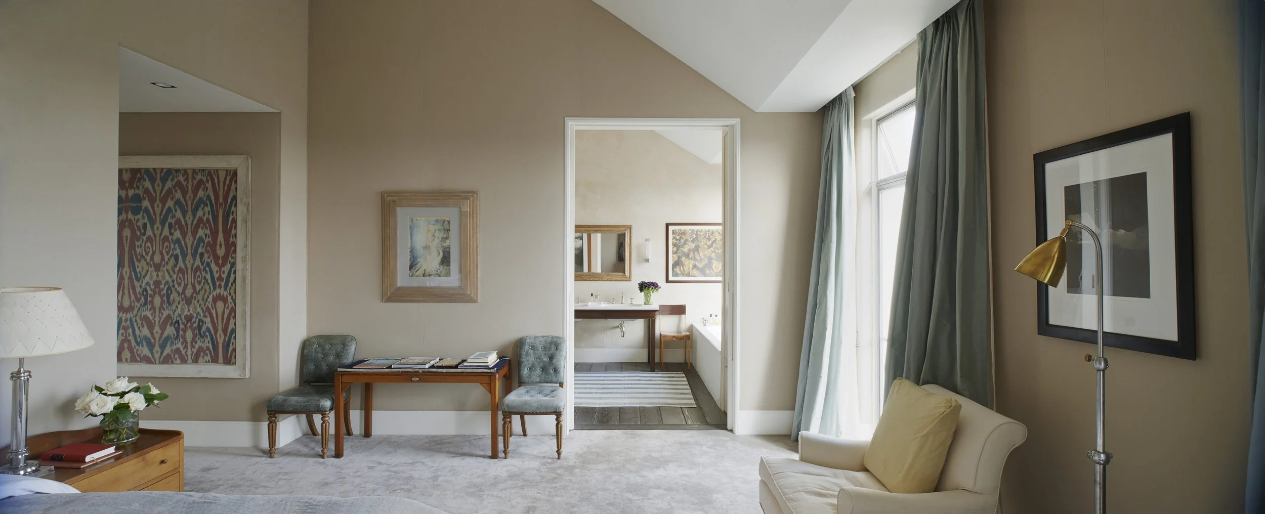 8 Master bedroom 1.jpg