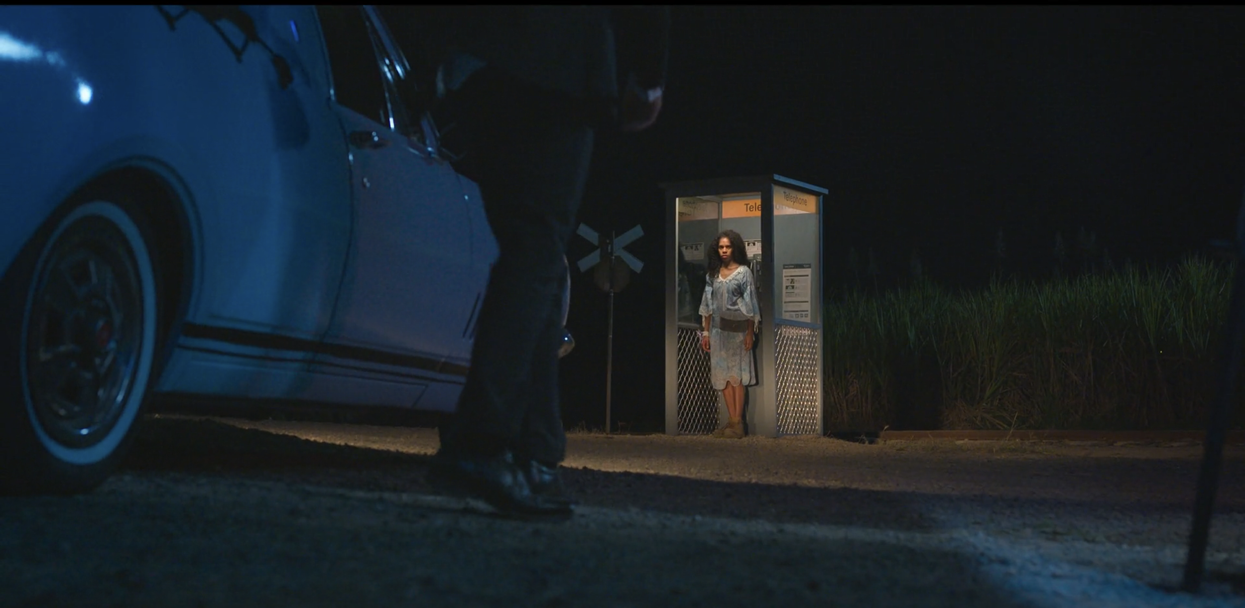 _IssyInTelephoneBox.png