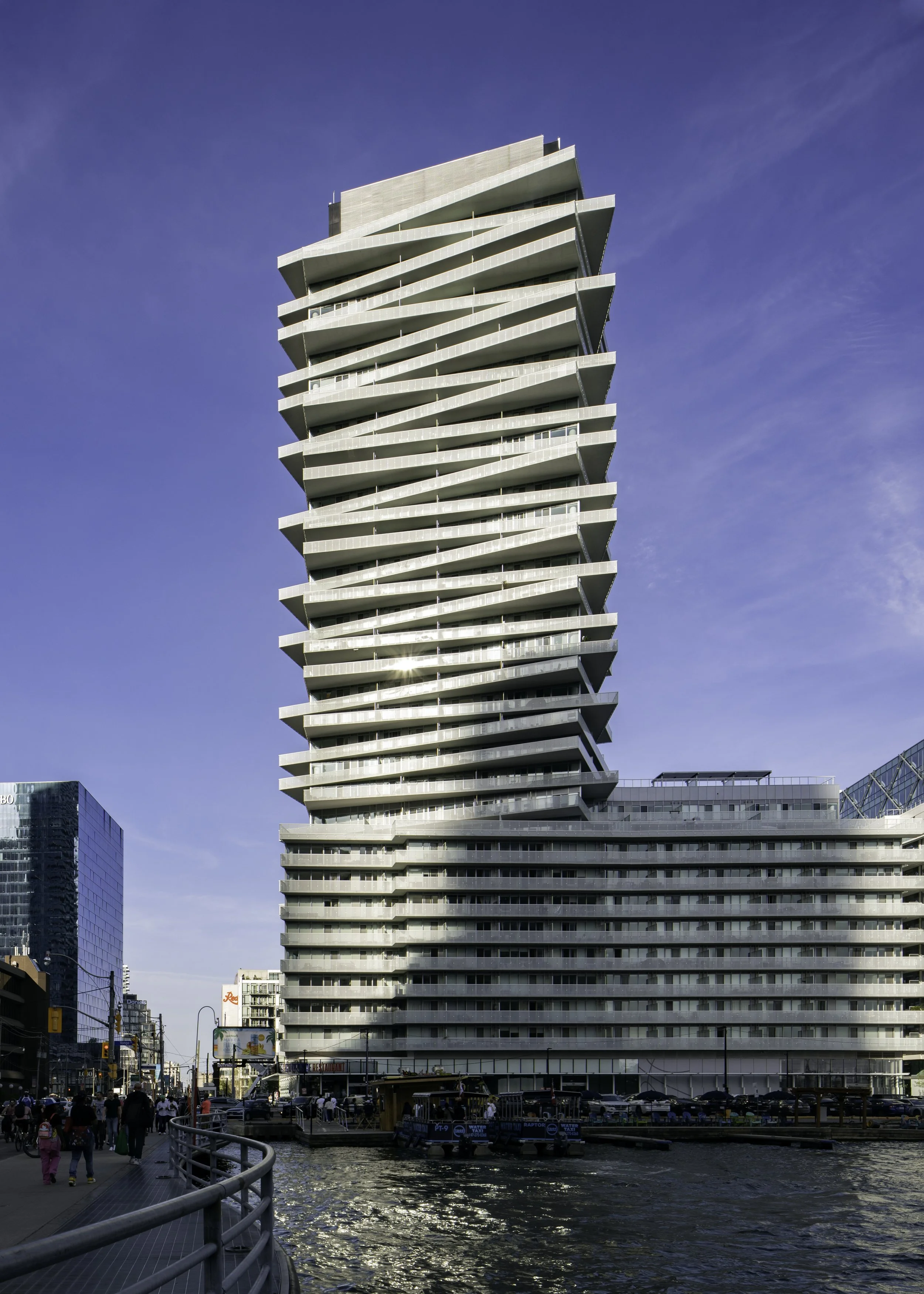 Lakeshore uneven plate style building Toronto.jpg