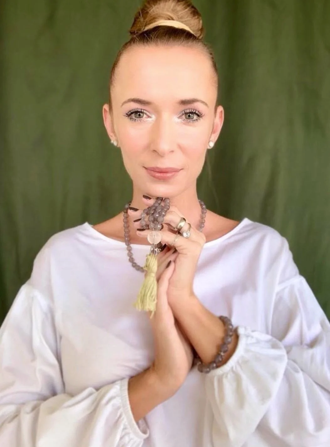 Elevate your spiritual journey with our exquisite Malabead necklace. Our genuine gemstones are ethically sourced and designed with mantras and intention to emotionally move your body, mind, and spirit. Discover the traditional meaning-filled tassel.