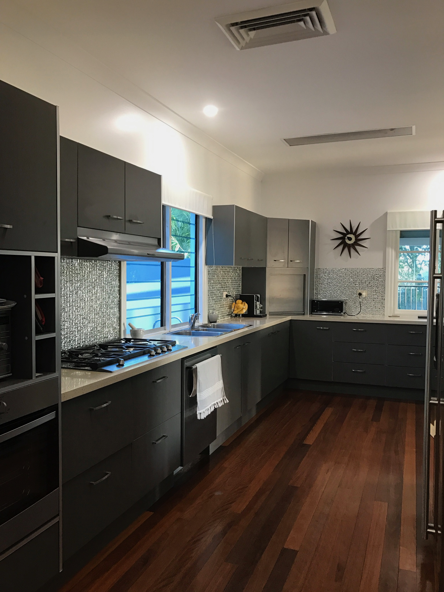 The kitchen before the renovations.