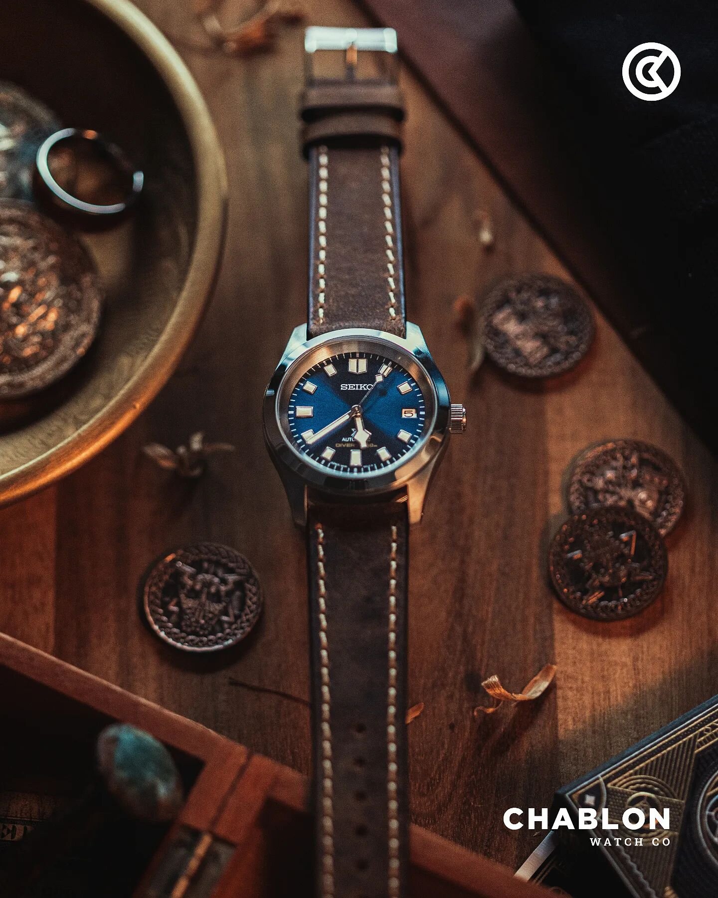 Built using the @namokimods 38mm case with Vintage Tudor vibes in mind 👌

#customwatch #watchmodding #seikomod #seikomods #watchgram #seikolover #seikofan #dresswatch #grandseiko #ownyourownbespoke #dailywatchmods #namokimods #tudor #blackbay