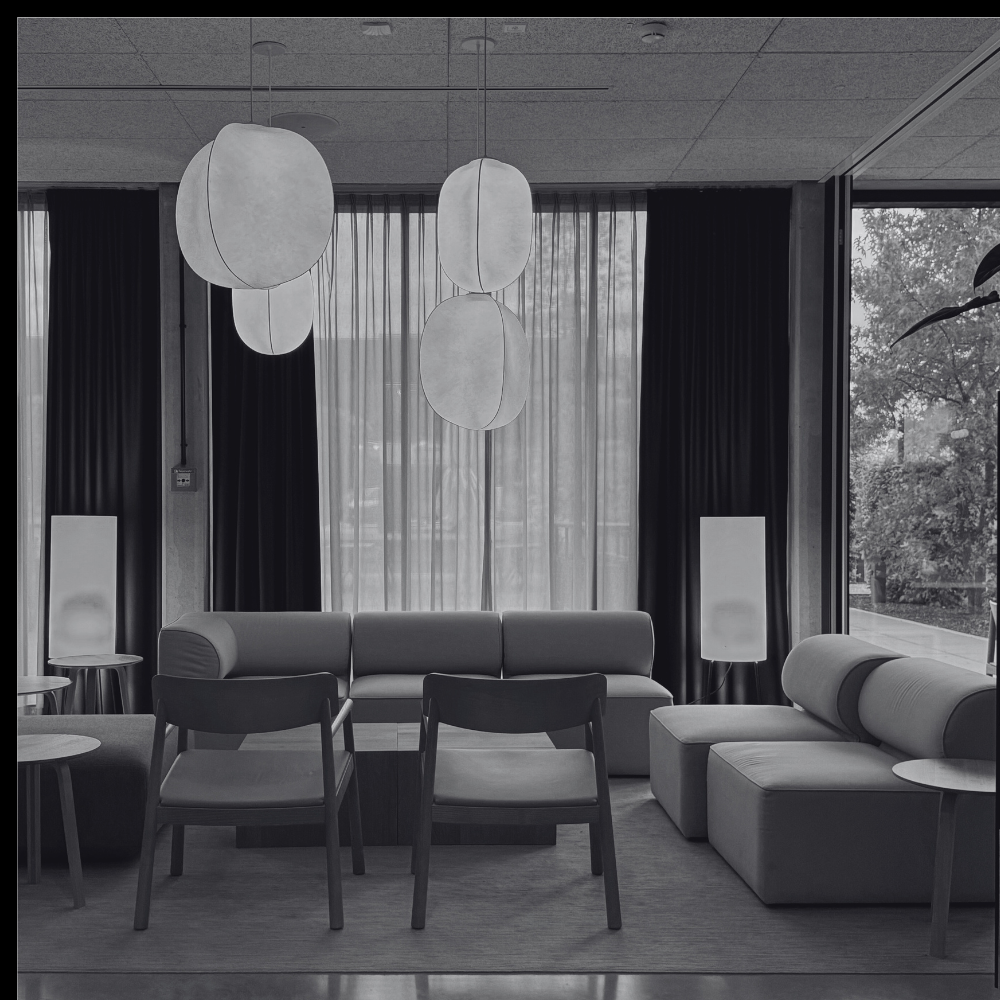 Wohnzimmer Lichtkonzept inspiriert von professioneller Lichtplanung