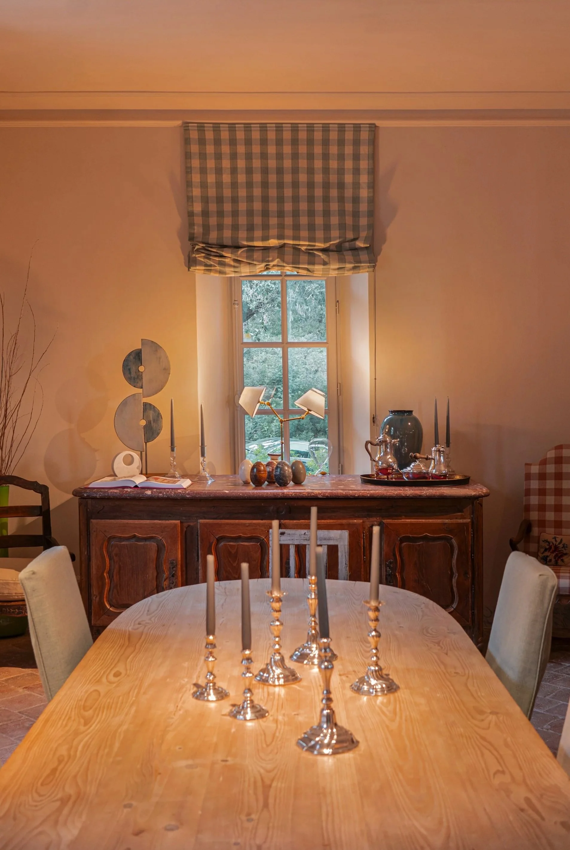 CB_dining+room2%C2%A9studiodeschutter.jpg