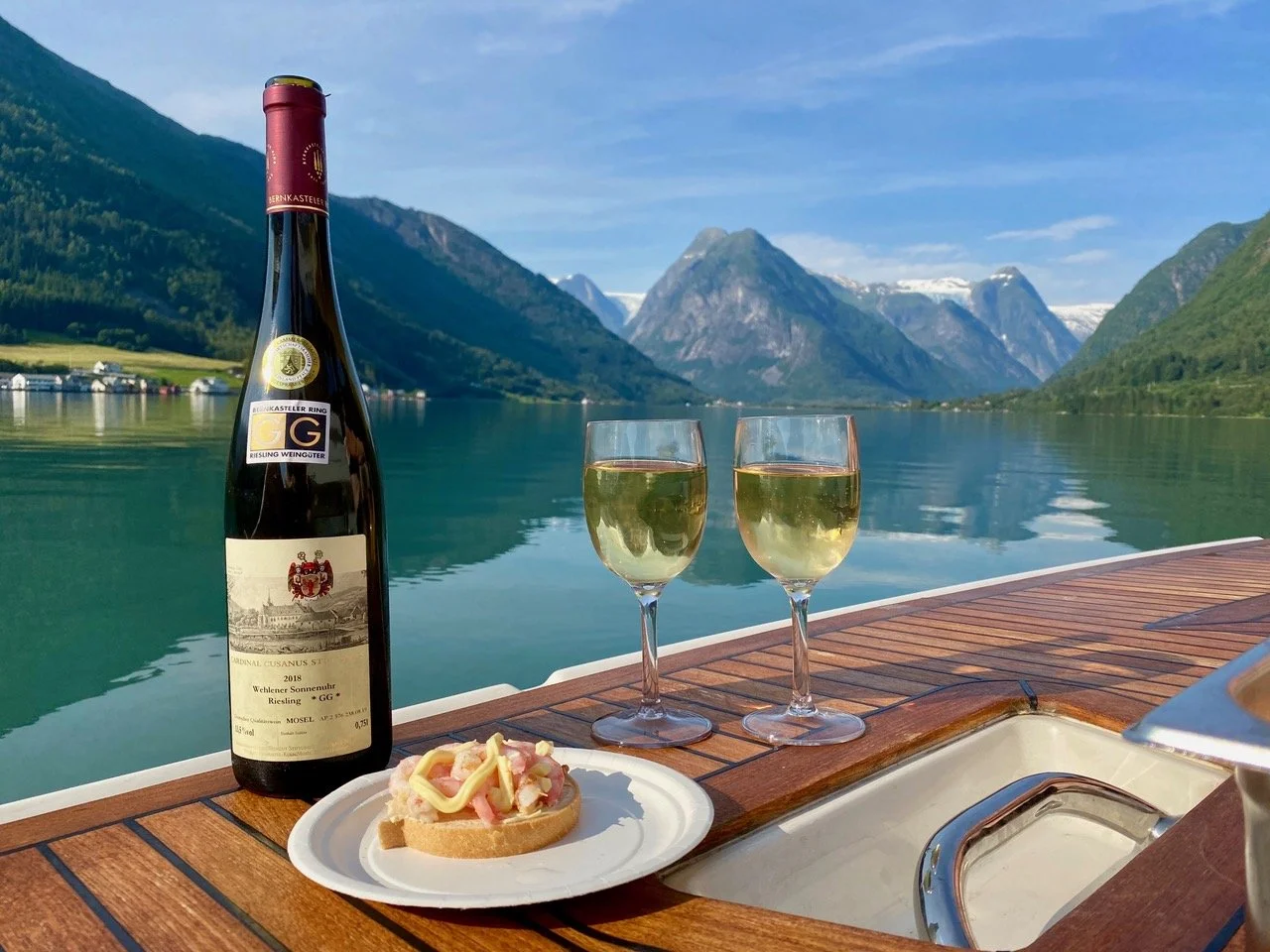 Fjærlandsfjord to the Glaciers — 7 hrs