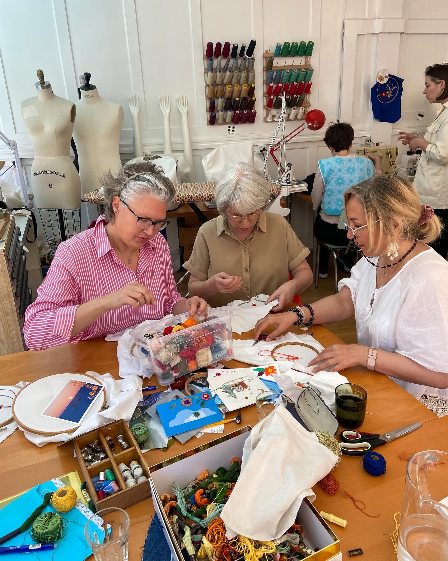 Deuxi&egrave;me journ&eacute;e d&rsquo;ateliers d&eacute;couverte termin&eacute;e &ndash; woah MERCI MERCI MERCI &agrave; vous touxtes de votre enthousiasme, votre pr&eacute;sence, votre bienveillance, votre soutien 💚💚💚 Nous avons eu &eacute;norm&
