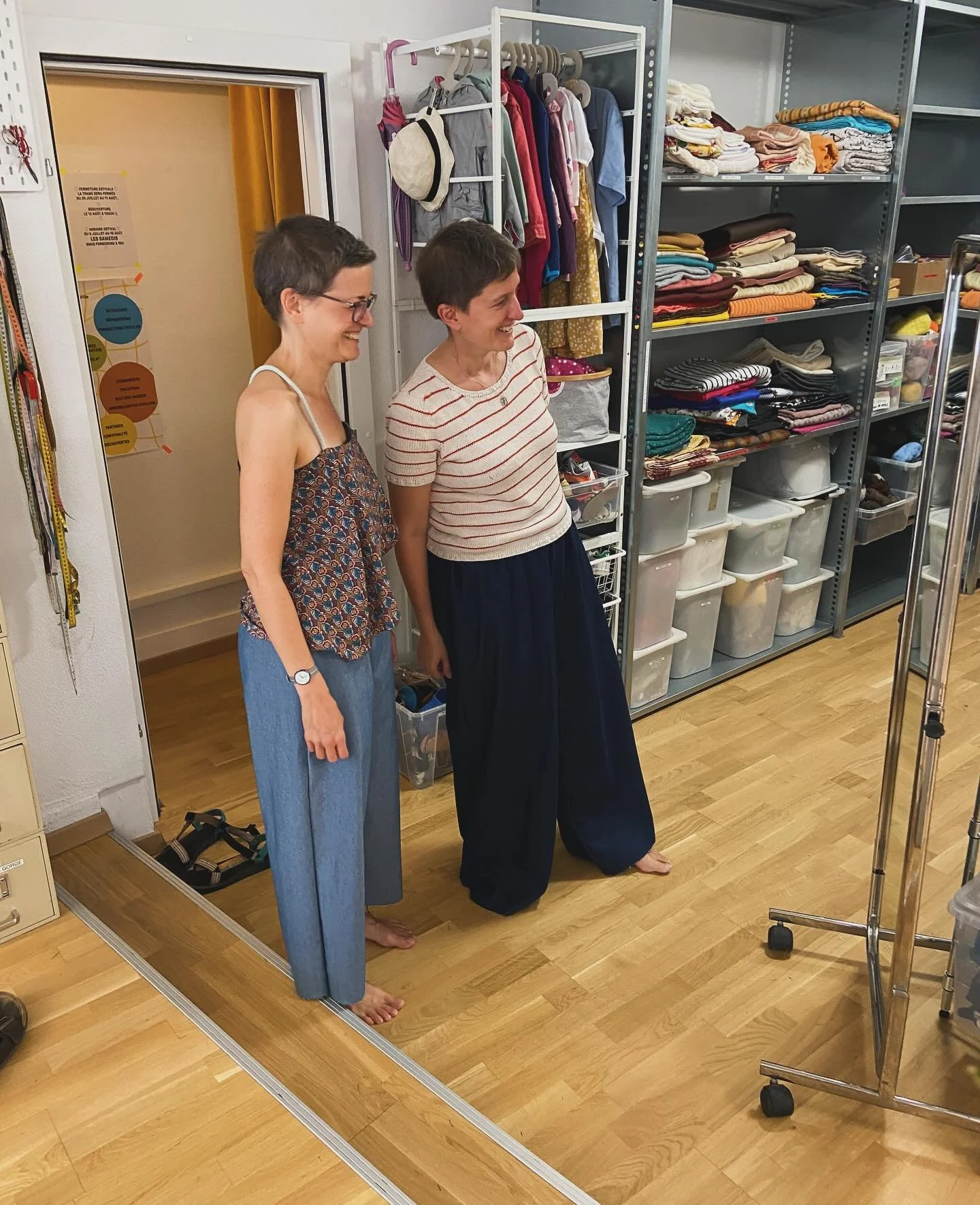 Retour sur l&rsquo;atelier de samedi pass&eacute; 🧡
Une super session o&ugrave; chaque participant&bull;e s&rsquo;est cousu sa paire de pantalons ou shorts &agrave; taille &eacute;lastique

Nous avons mis la prochaine date en ligne: le samedi 13 sep