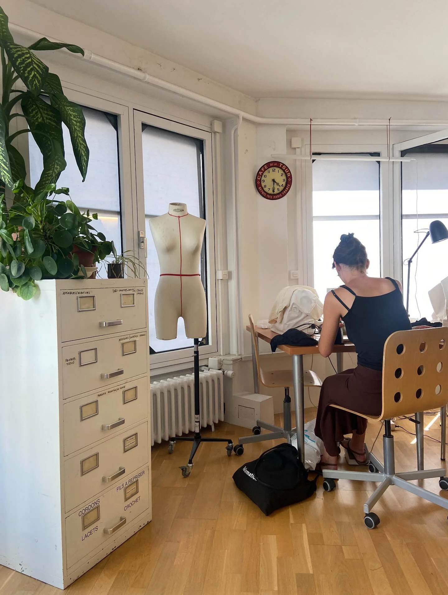 Nous sommes de retour et les cours de couture r&eacute;guliers ont repris dans l&rsquo;atelier 🤗

D&rsquo;ailleurs, il reste une place pour celui de demain 17h30, inscription sur notre site ou par mail info@la-trame.ch ✨