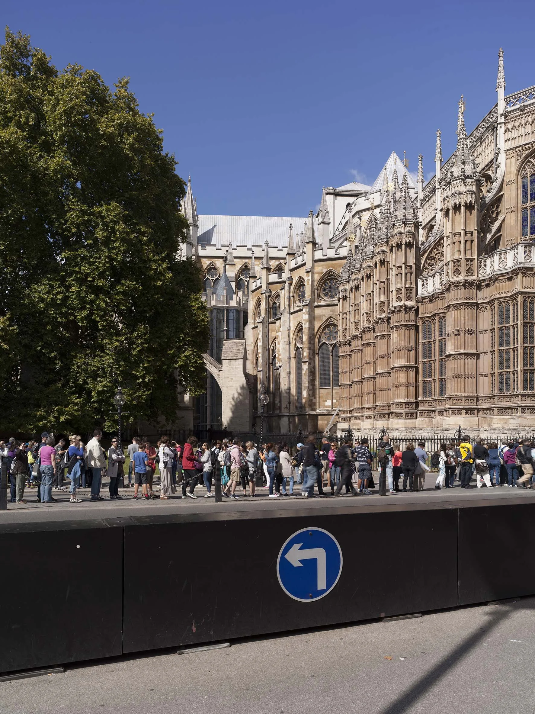Queen’s Diamond Jubilee Galleries Tower - Summer view
