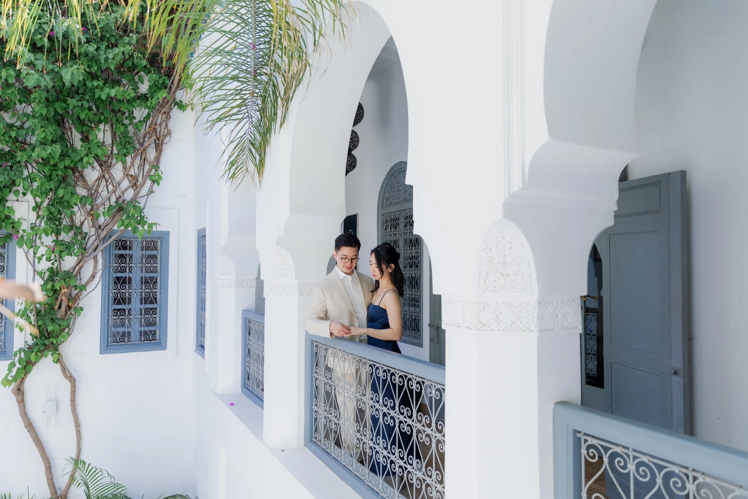 Marrakech wedding photographer- Marrakech engagement photographer- asian couple session in Marrakech- Marrakech photographer- photographe marrakech