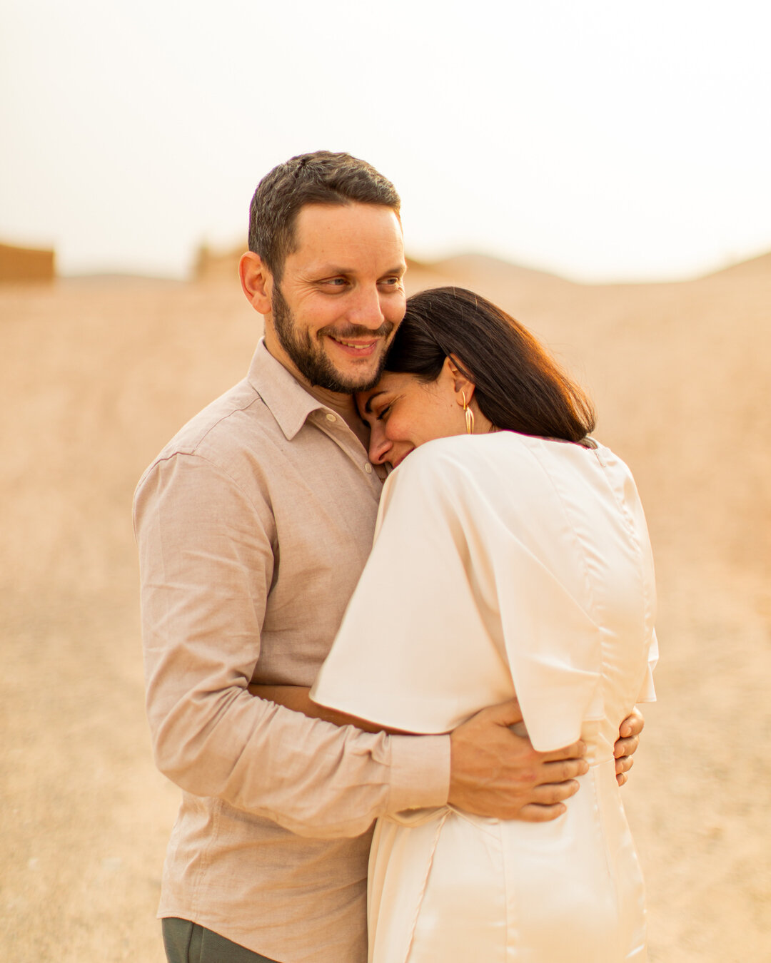 Throwback to this beautiful French family photoshoot that I did in Agafay desert. 🐪
#marrakechphotographer #photoshootmarrakech #visitmarrakech #agafay