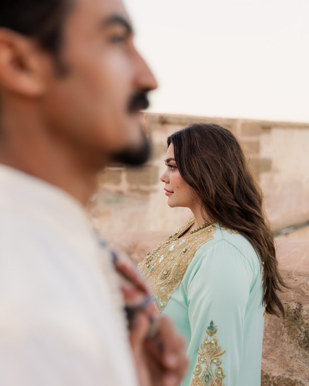 Throwback to one of my favorite Rabat photoshoots last summer. Completely obsessed with every photo of Hope &amp; Taib: The light, the backdrops, the magic of Rabat ✨

#photographerabat #marrakechweddingphotographer #rabatphotographer #marrakechphoto
