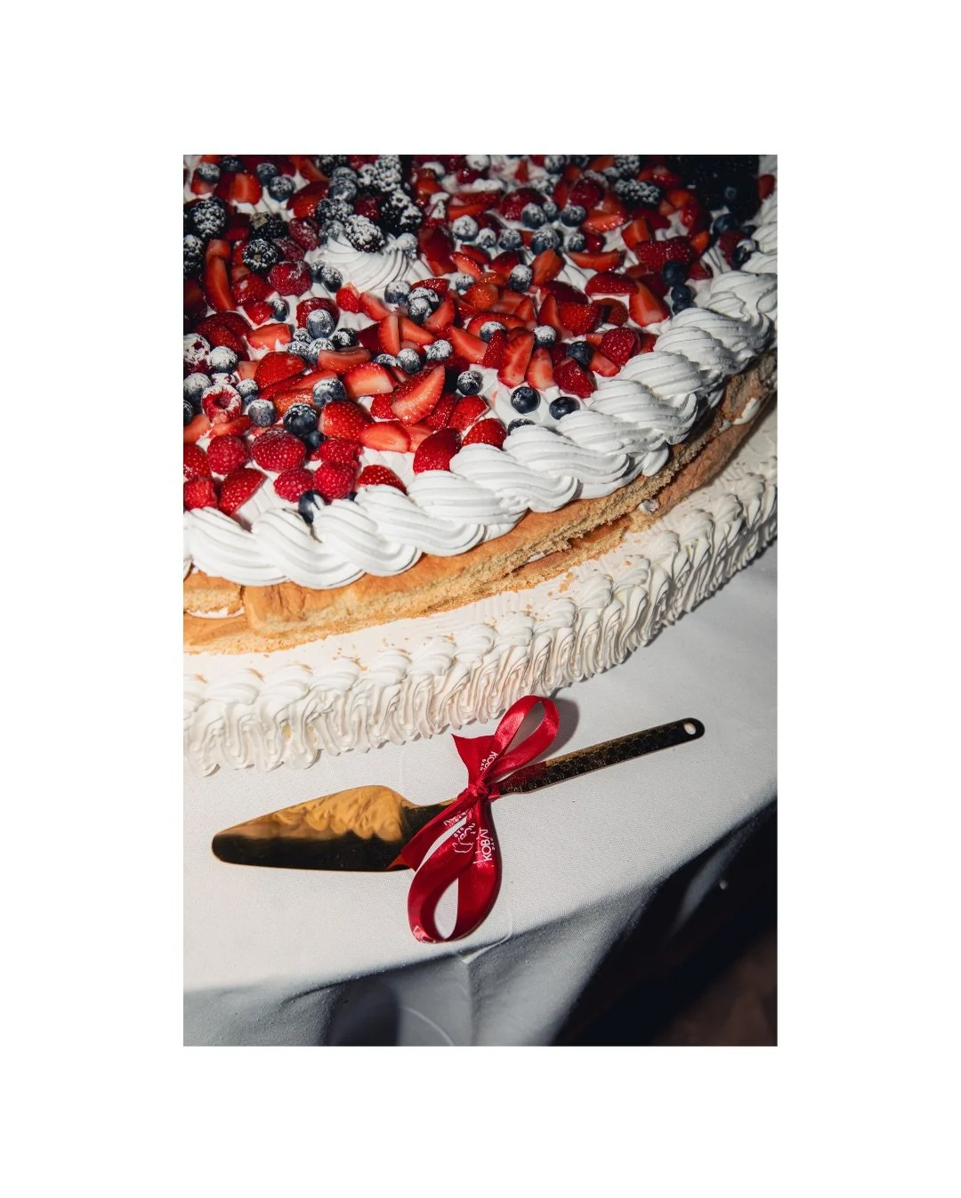 ✨When the sun goes down, the real party begins.✨

Night wedding photography is becoming a favourite of mine. When the couple and their guests bring this much energy, the night can only be unforgettable. 
Flashes capturing every wild, beautiful moment