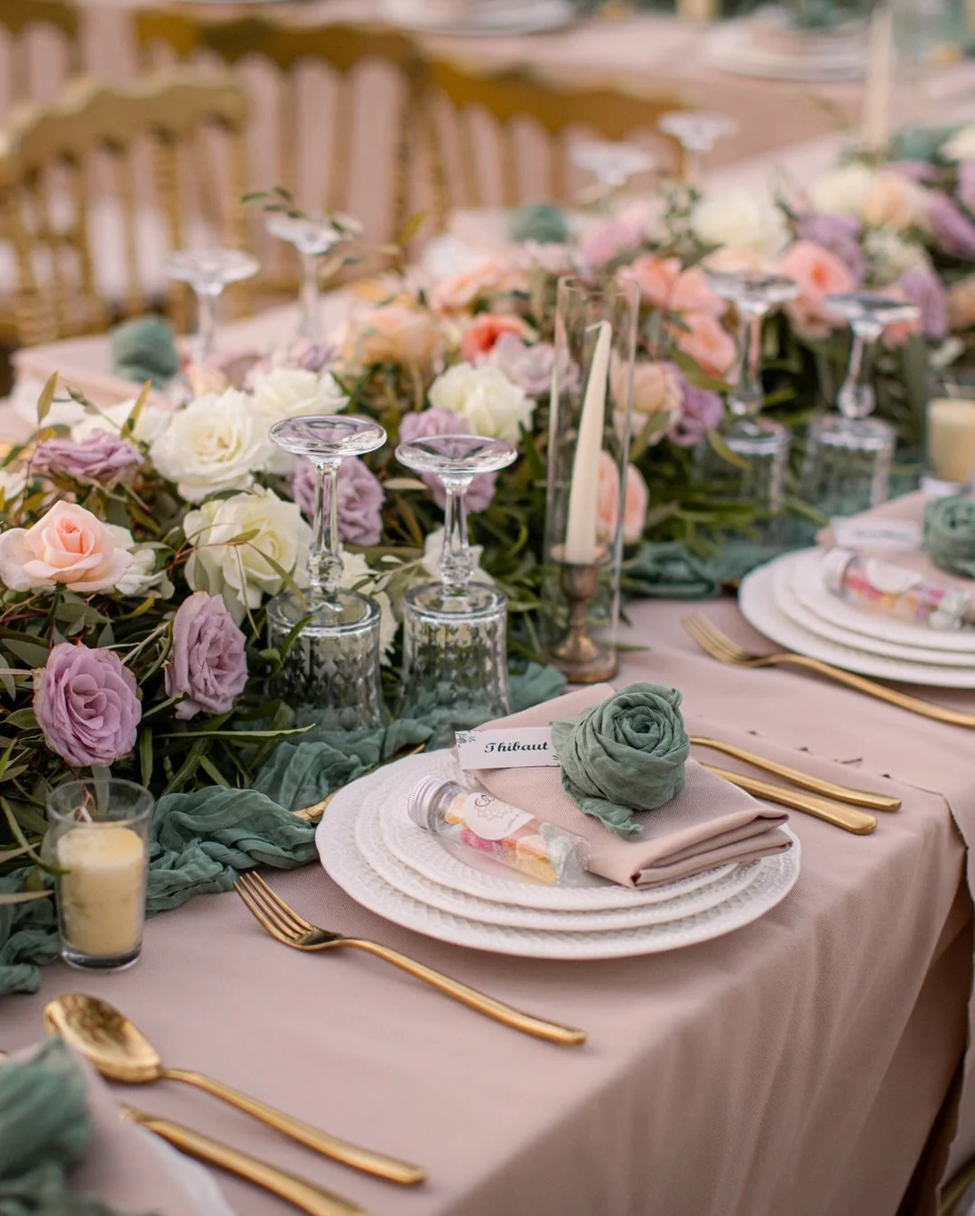 A wedding table as beautiful as the story behind it ✨

Wedding venue: @domaineyakout 
Event planner: @amazing_event_ 
#weddingmarrakech #marrakechwedding #marrakechweddingphotographer #weddingtable #weddingtabledecor #wedsinginspiration #photographem