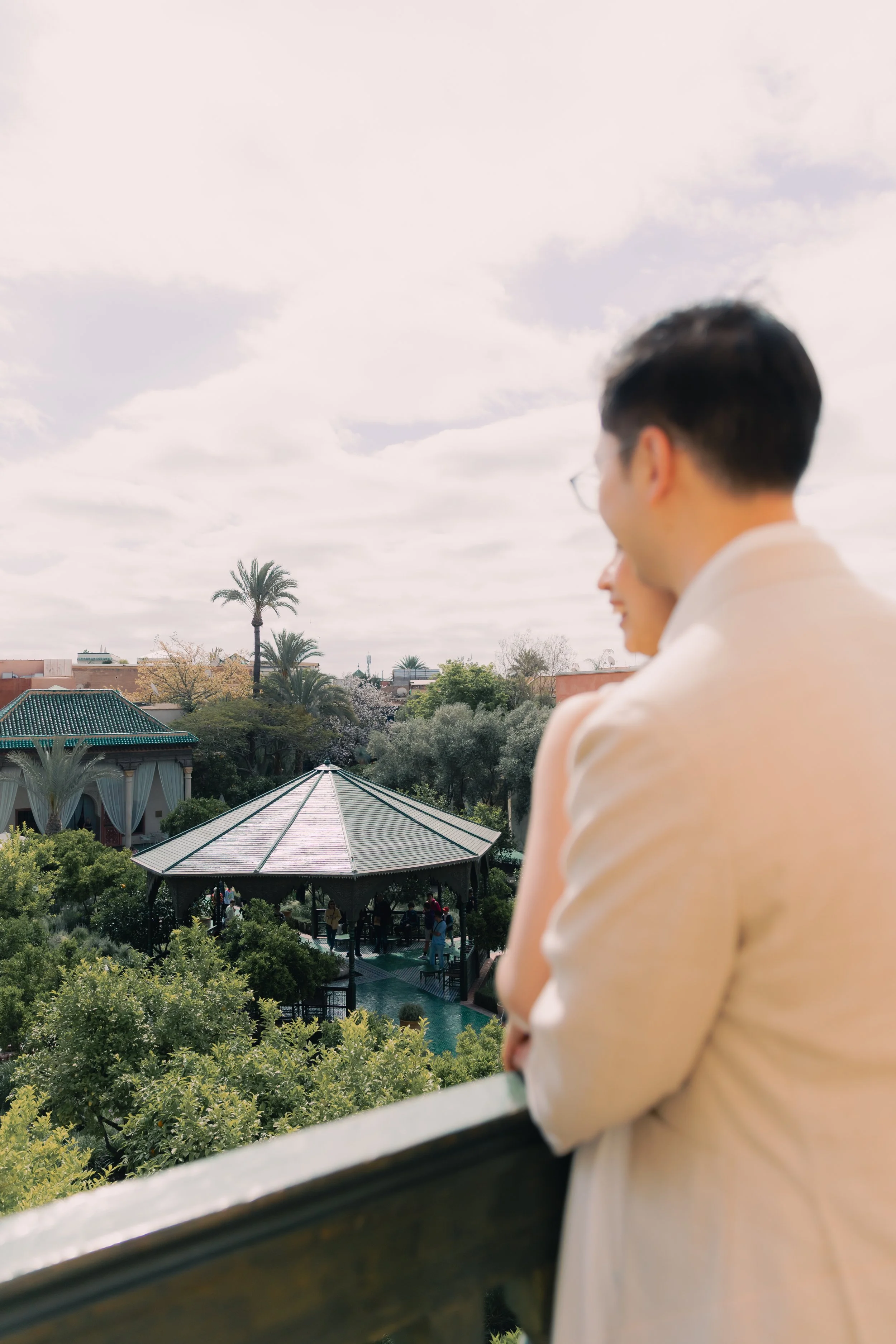 Marrakech wedding photographer- Marrakech engagement photographer- asian couple session in Marrakech- Marrakech photographer- photographe marrakech