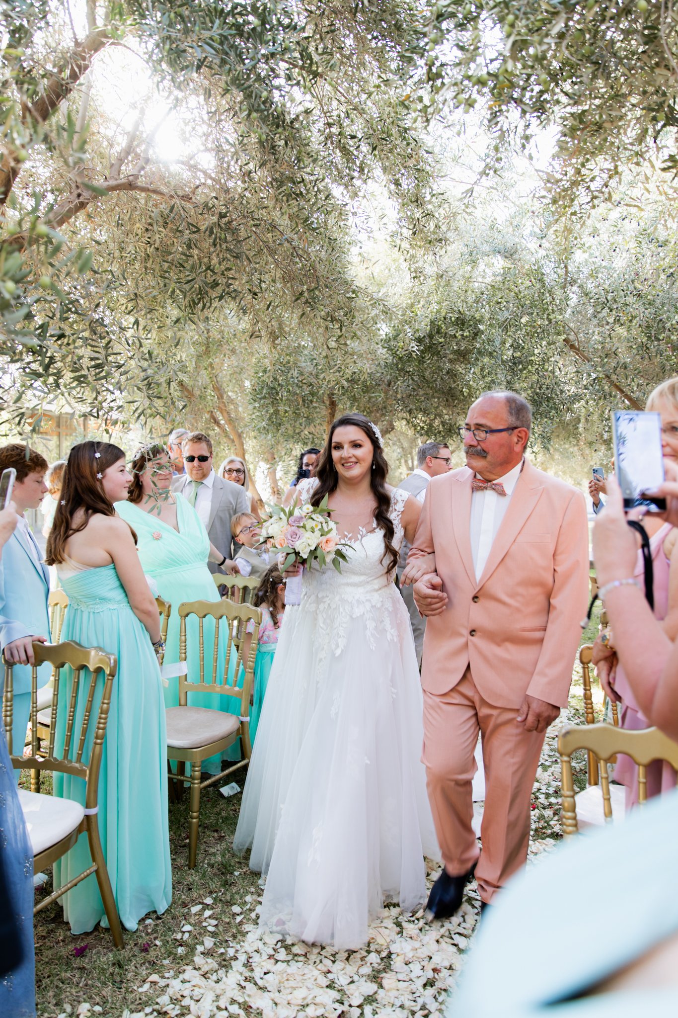 outdoor wedding reception under olive trees Morocco- marrakech wedding photographer