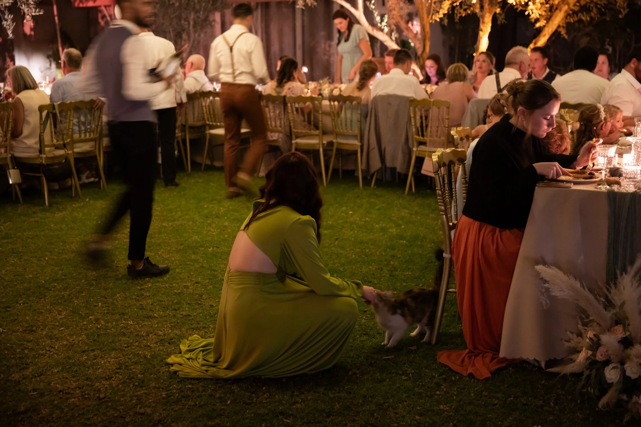 outdoor wedding ceremony under olive trees in Marrakech- Marrakech photographer  - domaine yakout