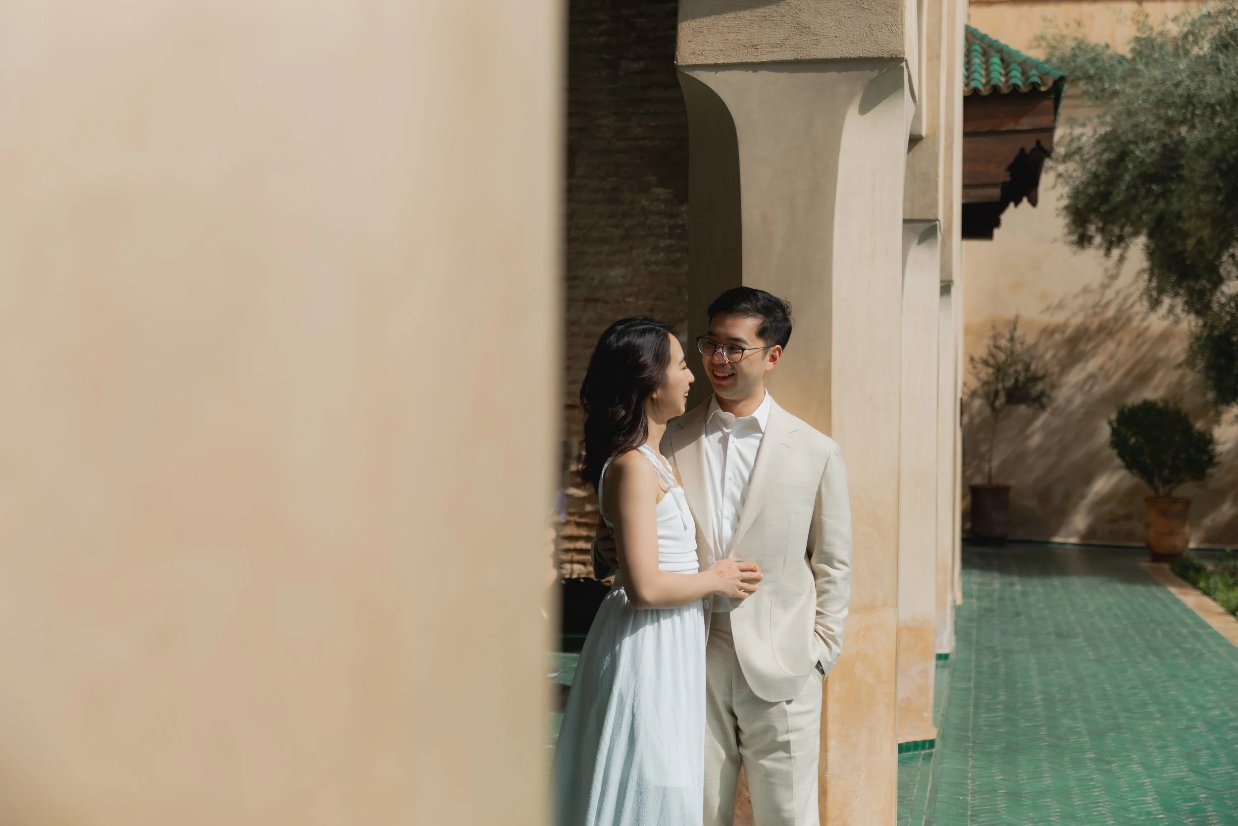 Marrakech wedding photographer- Marrakech engagement photographer- asian couple session in Marrakech- Marrakech photographer- photographe marrakech