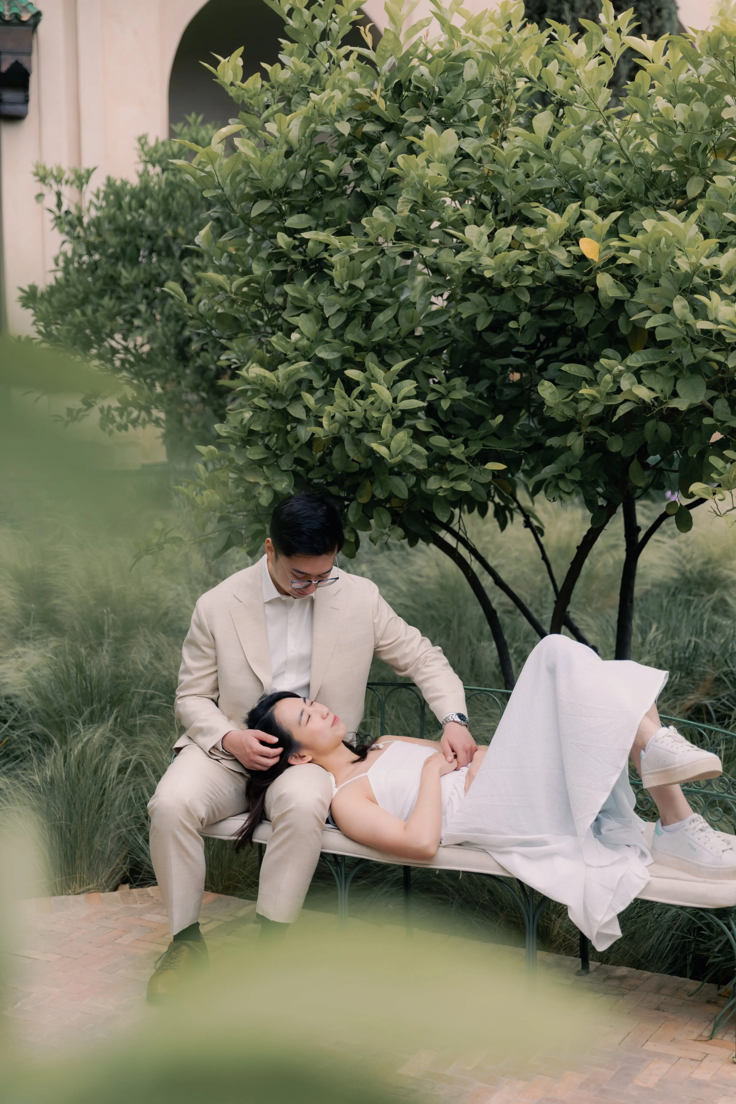Marrakech wedding photographer- Marrakech engagement photographer- asian couple session in Marrakech- Marrakech photographer- photographe marrakech