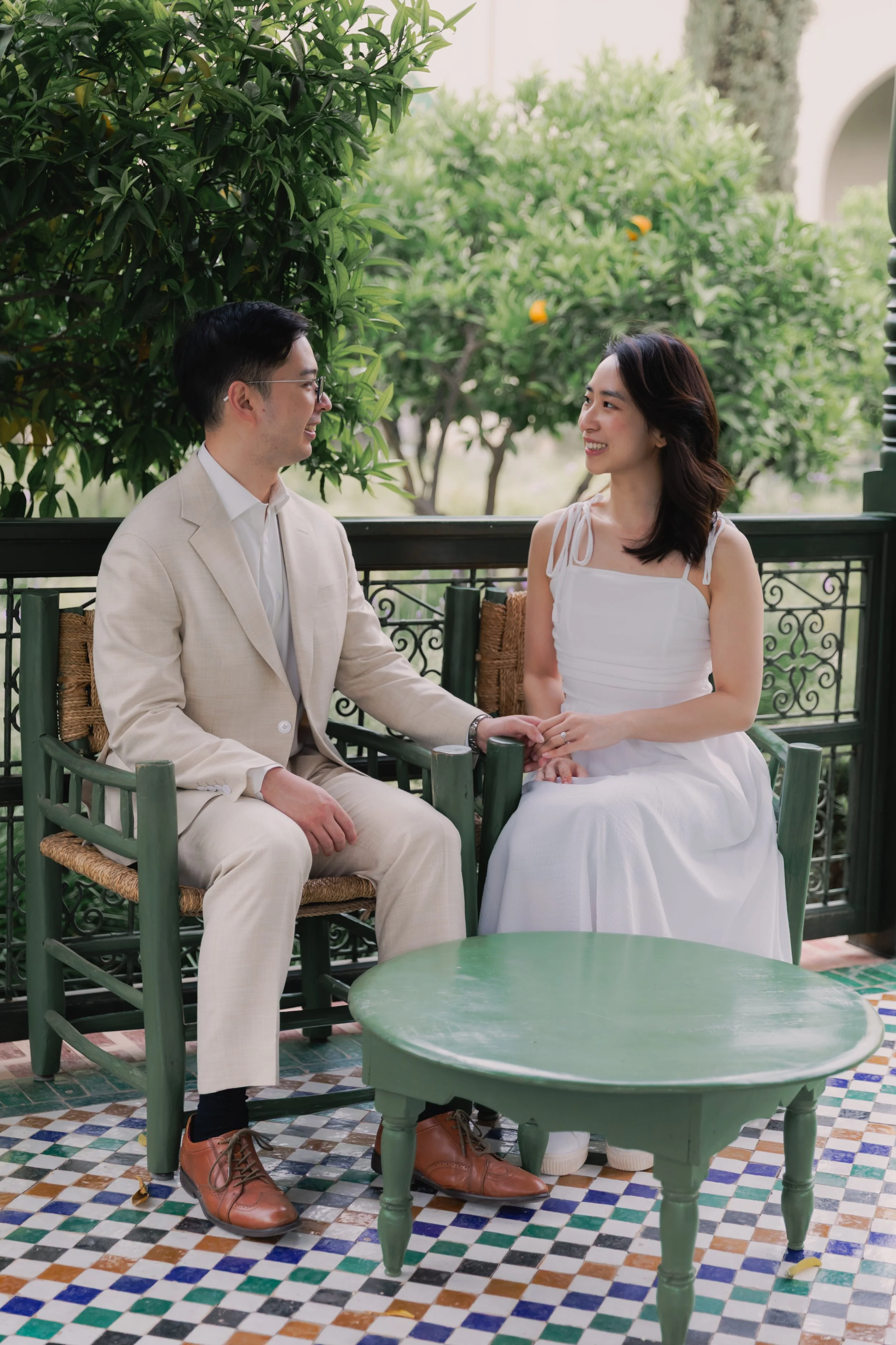 Marrakech wedding photographer- Marrakech engagement photographer- asian couple session in Marrakech- Marrakech photographer- photographe marrakech
