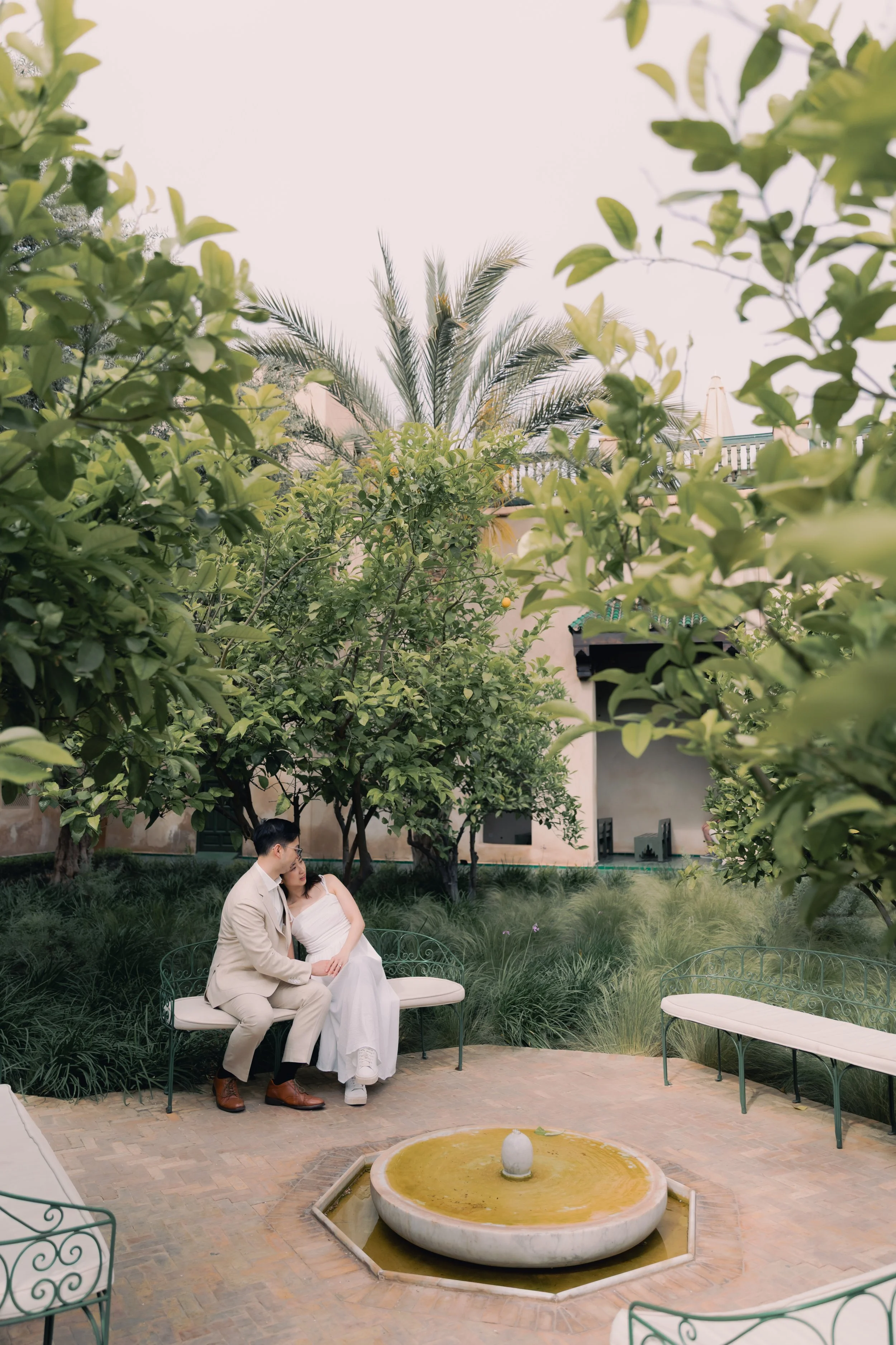 Marrakech wedding photographer- Marrakech engagement photographer- asian couple session in Marrakech- Marrakech photographer- photographe marrakech