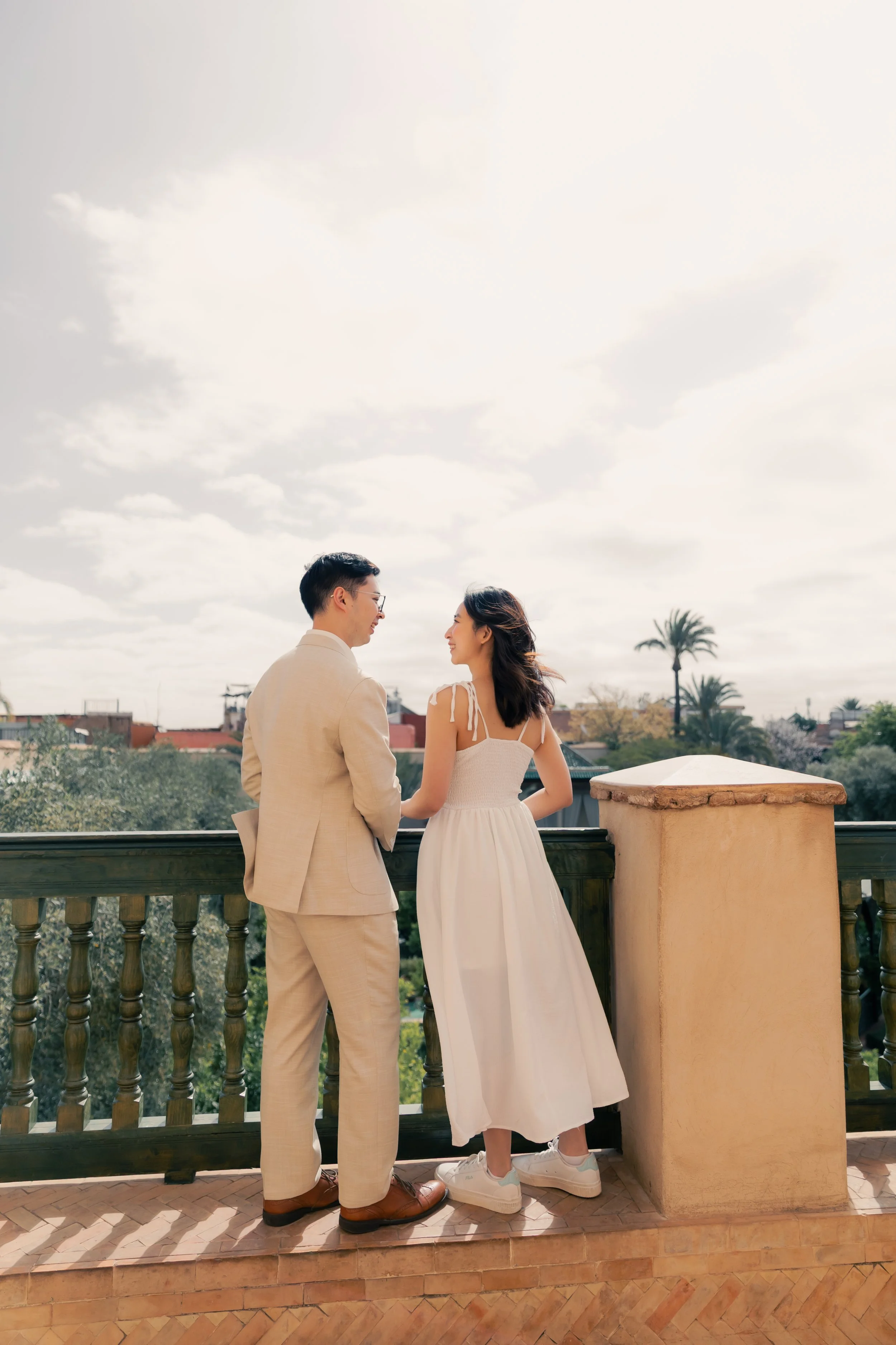 Marrakech wedding photographer- Marrakech engagement photographer- asian couple session in Marrakech- Marrakech photographer- photographe marrakech