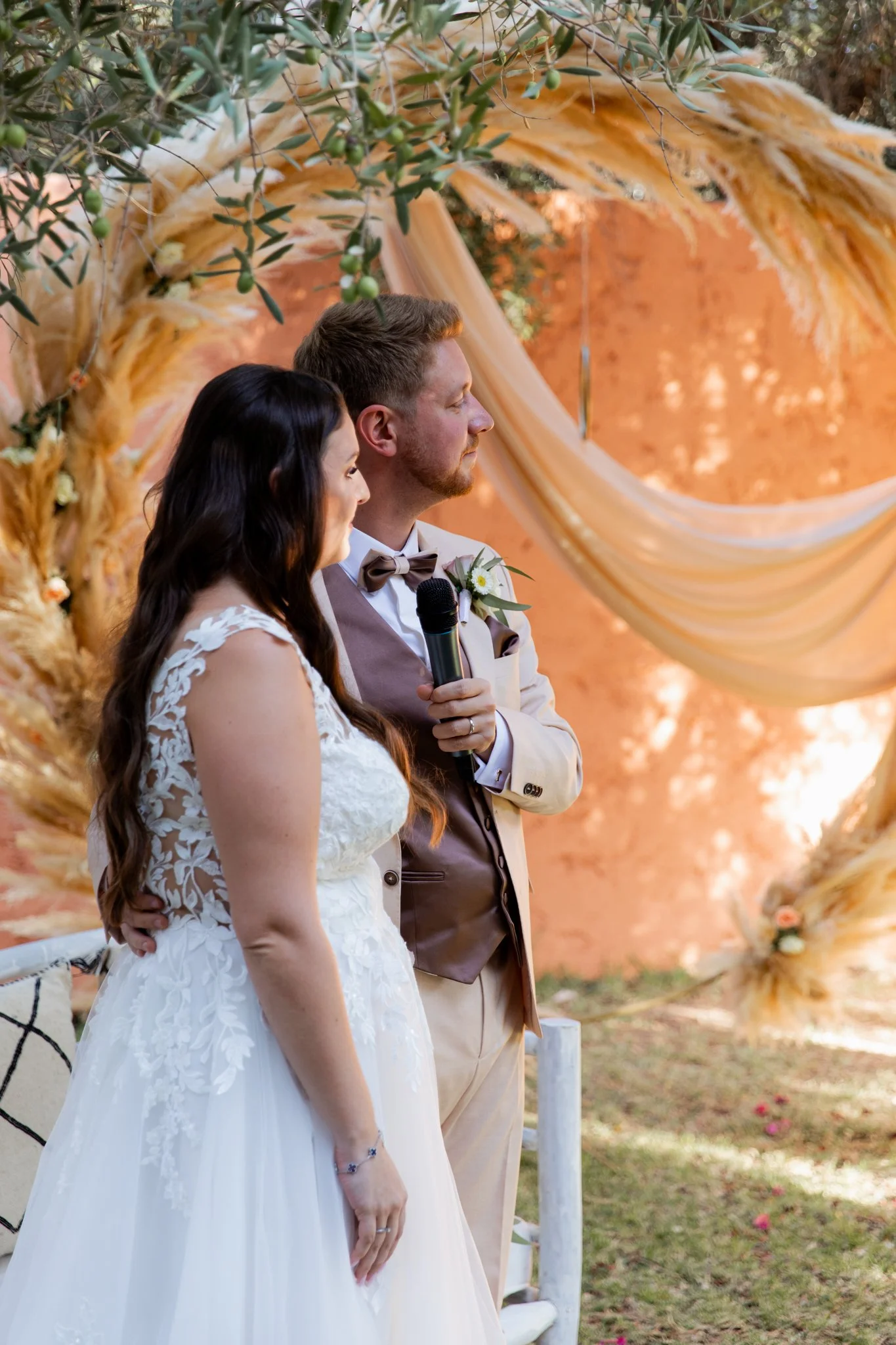intimate wedding ceremony under olive trees in Marrakech- Marrakech photographer 