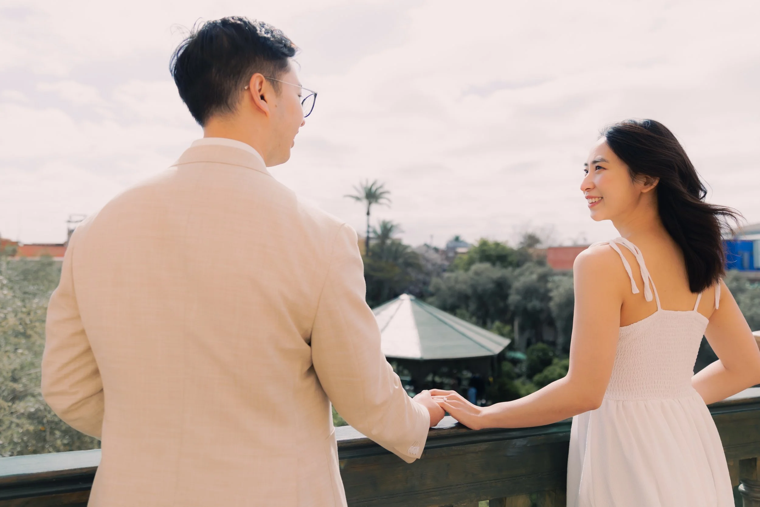 Marrakech wedding photographer- Marrakech engagement photographer- asian couple session in Marrakech- Marrakech photographer- photographe marrakech