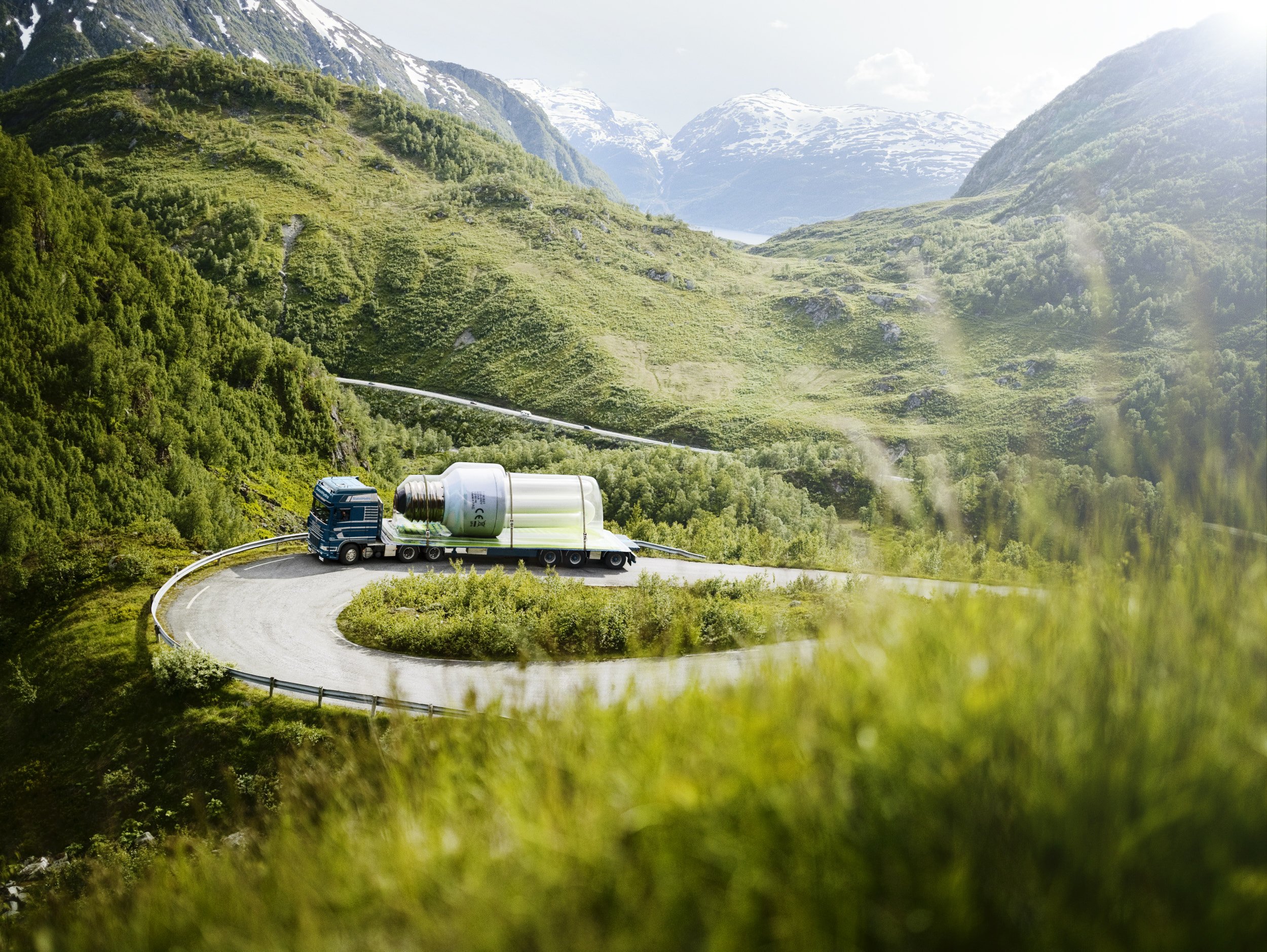 JVF-Statoil-ENERGYSAVINGBULB-Jaap_R.jpg