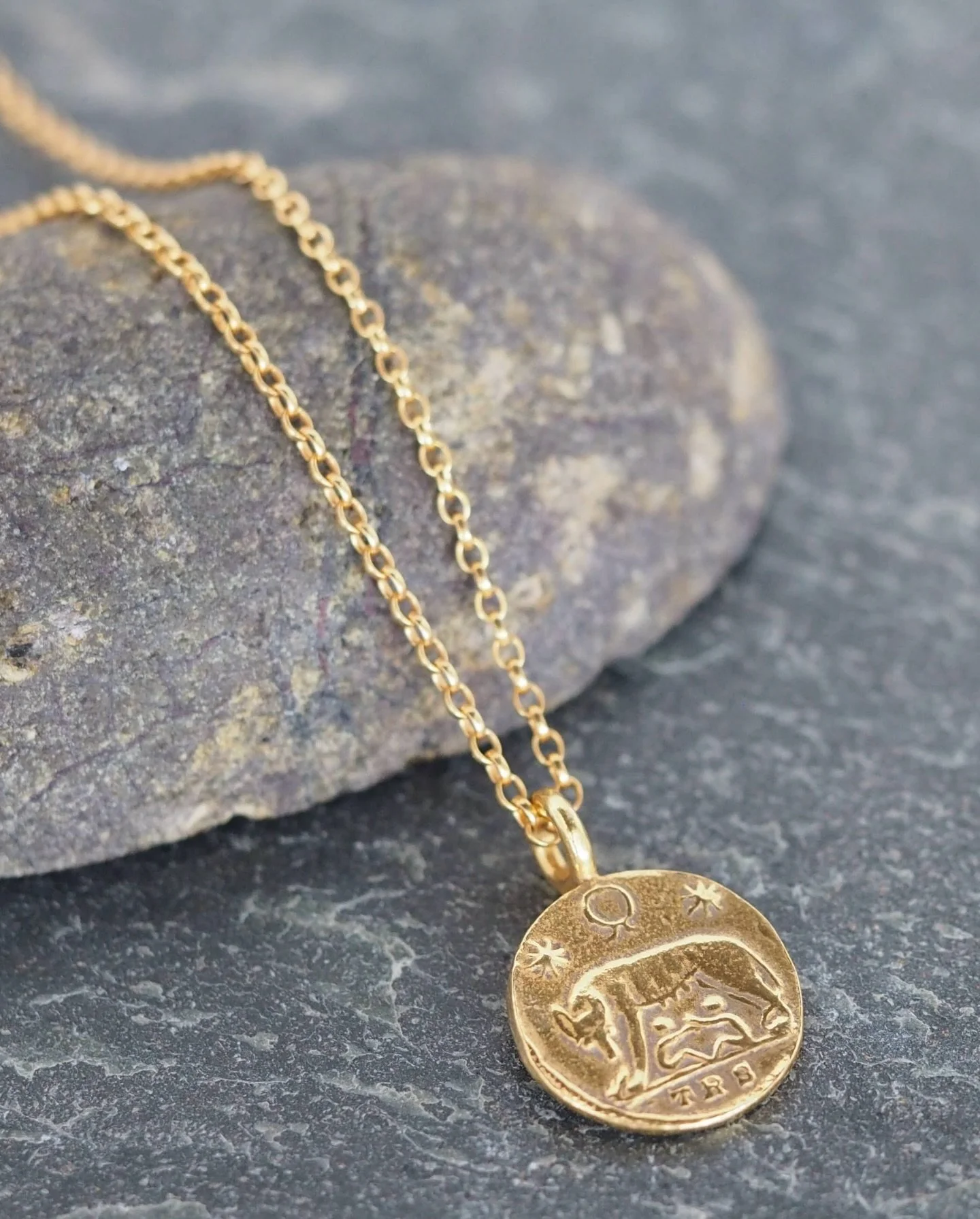 For those who want to wear a little piece of history ✨
The &lsquo;She Wolf&rsquo; Roman Coin Pendant in 22ct gold plate over solid silver ✨
Cast from an authentic Roman coin from 333AD, the age of Emperor Constantine the Great. The piece clearly depi