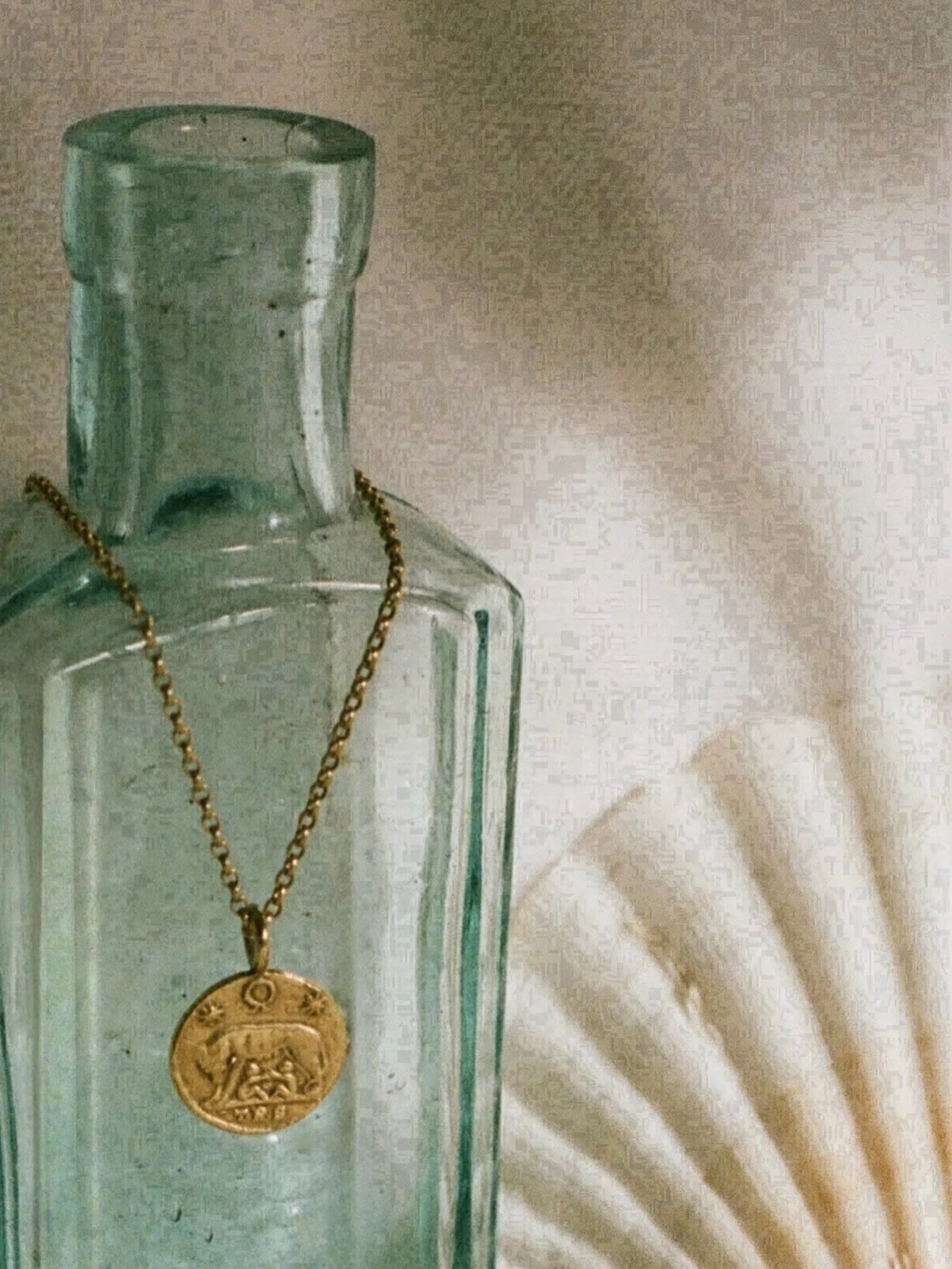 The &ldquo;She Wolf&rdquo; Roman coin necklace is proving to be one of my best-loved designs! 
There&rsquo;s something about wearing a piece that&rsquo;s been created from a real historical artefact 🪙
The pendant is cast from a real Roman coin from 