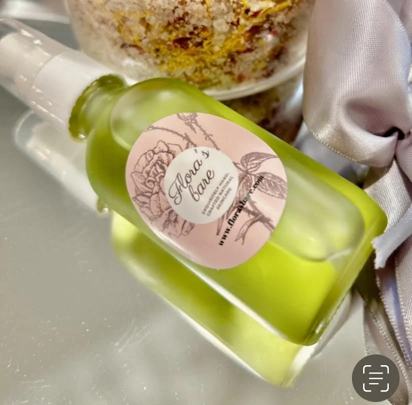 Bare Romance Body Oil Cabine