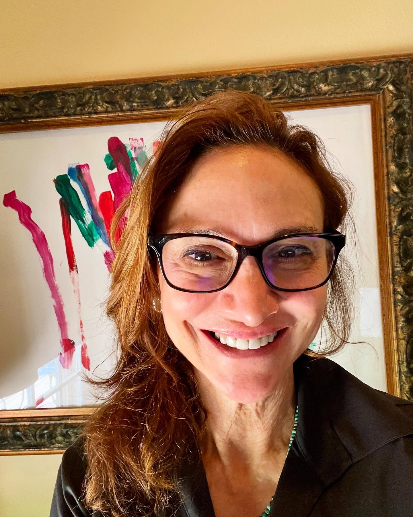 I&rsquo;m offering a free Visual Thinking Strategies for Healthcare Teams webinar for physicians and others in healthcare! It&rsquo;s a great way to spark conversation, insight, and connection, and to develop skills of close looking . Plus it&rsquo;s