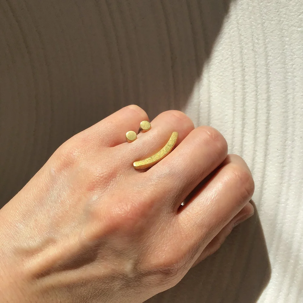 SMILING FACE ring/ 24K gold/ Finnish Jewelry — Chao Eero