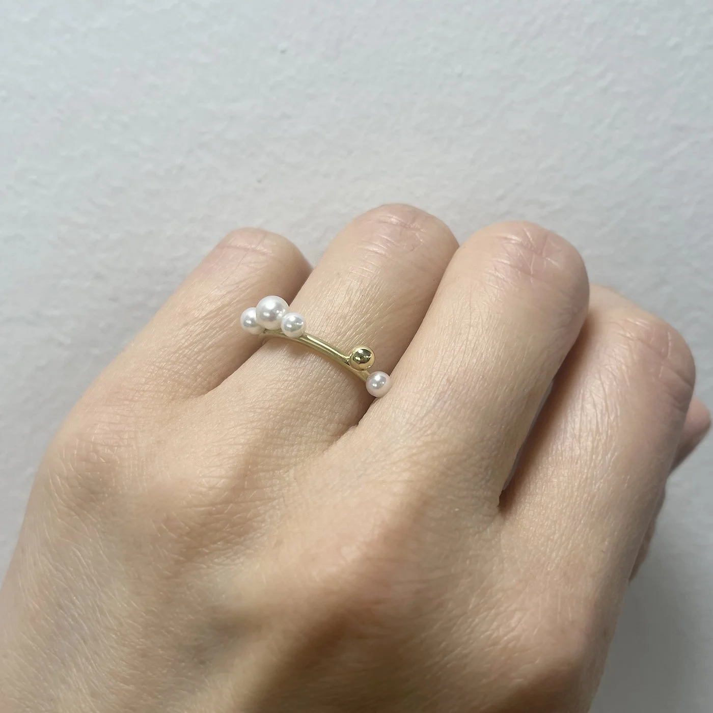 5bb ring_on hand_shop.jpg